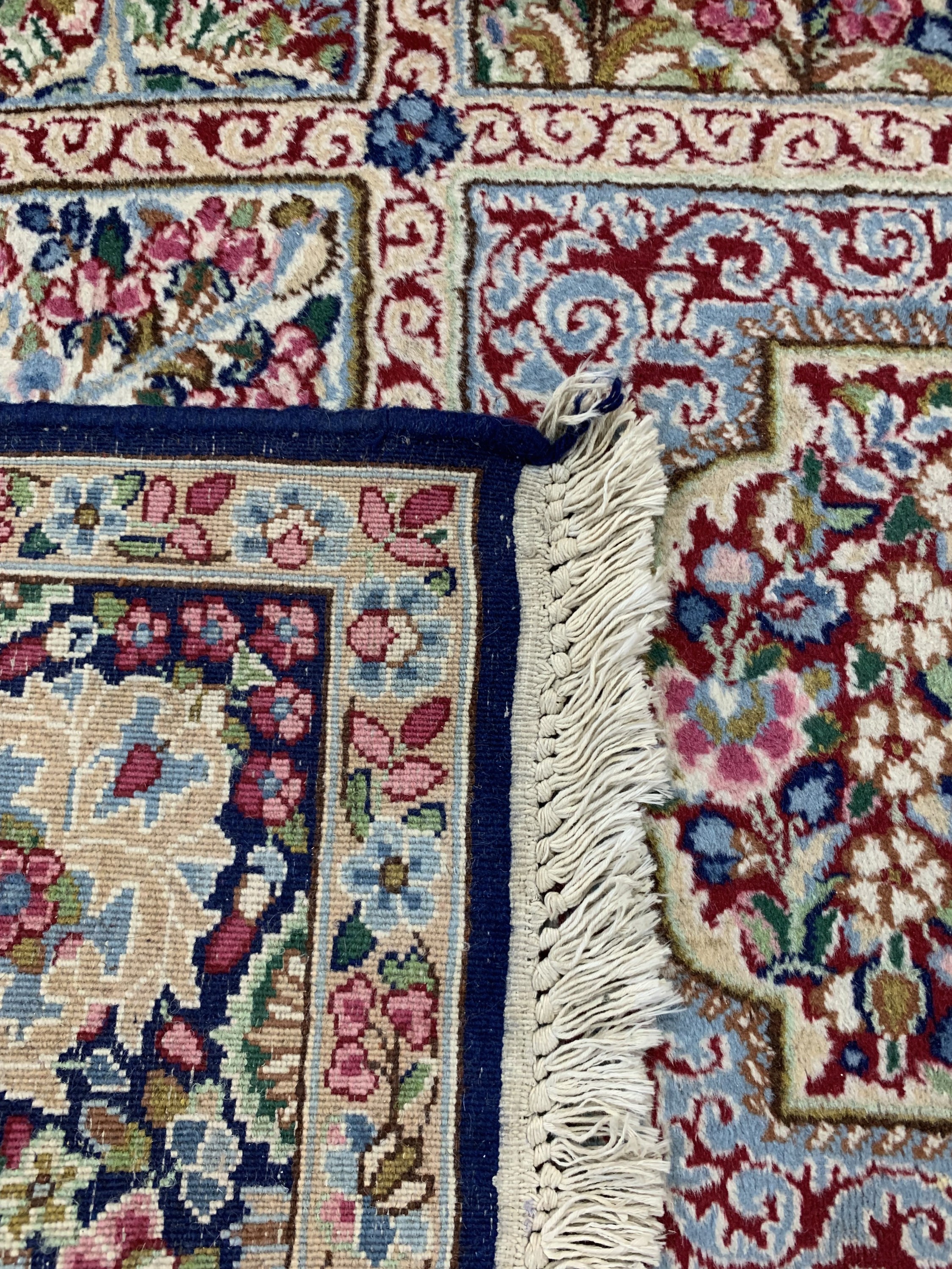 Detail e: Kerman, Persien, um 1940, Wolle auf Baumwolle, ca. 234 x 150 cm, EHZ: 2