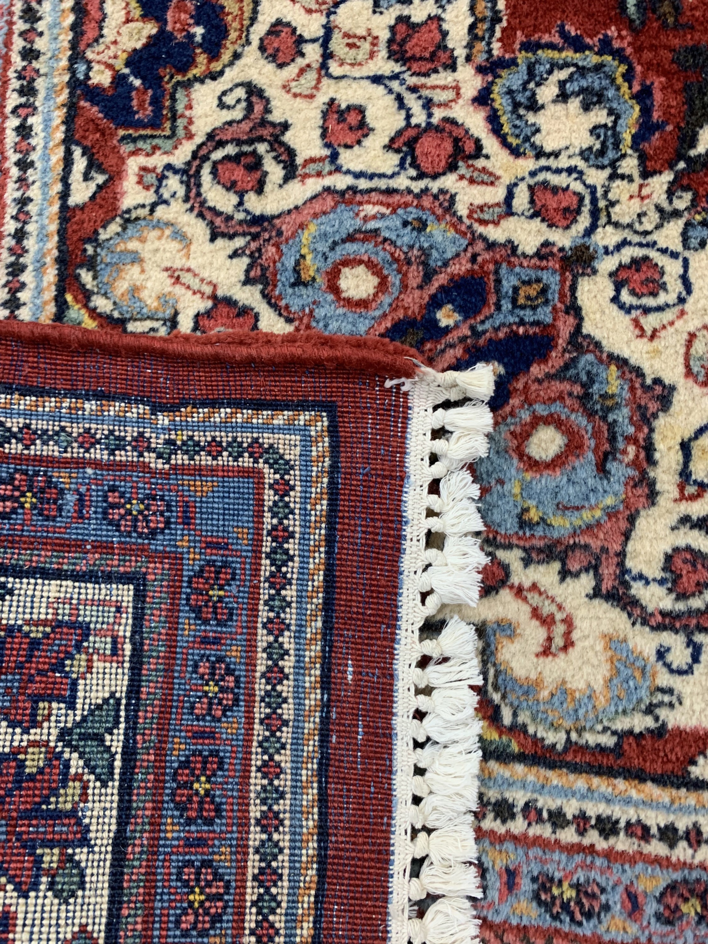 Detail e: Sarogh, Persien, ca. 50 Jahre, Wolle auf Baumwolle, ca. 268 x 185 cm, EHZ: 2