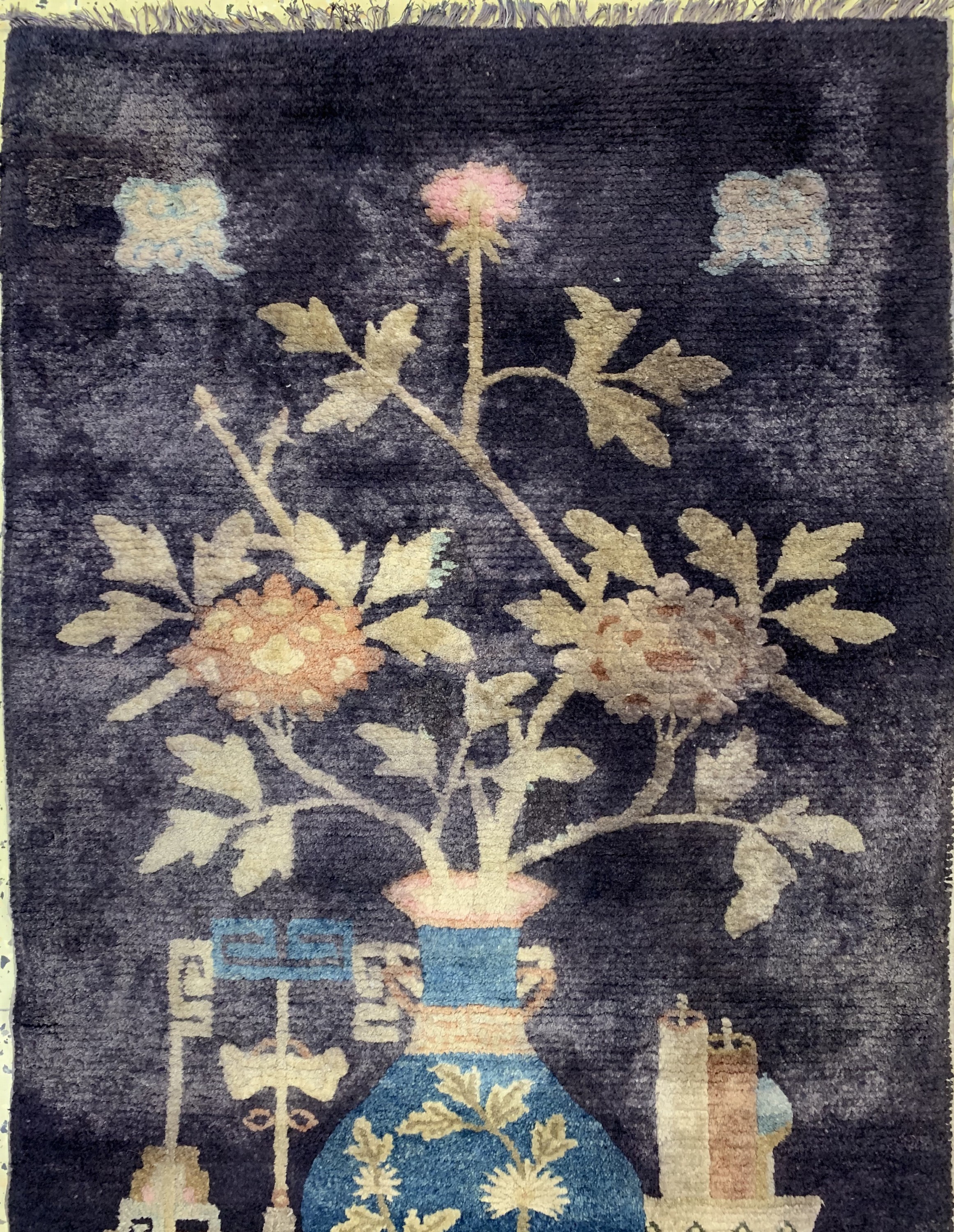 Detail b: Pao Tow, China, um 1920, Wolle auf Baumwolle, ca. 125 x 66 cm, EHZ: 2, verfärbt