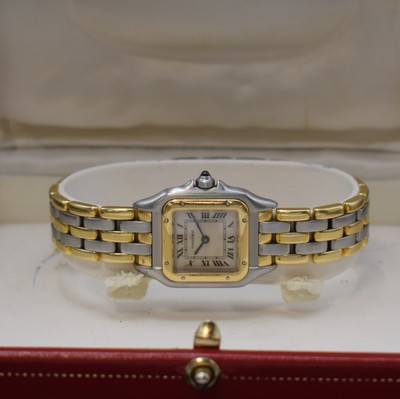 26754729f - CARTIER Panthere ladies wristwatch in steel/gold, Switzerland around 1990, quartz, back with 8 screws, original bracelet with butterfly buckle, silvered dial with Roman numerals, blued steel hands, jeweled crown, measures approx. 29 x 22 mm, length approx. 17,5 cm, condition 2-3