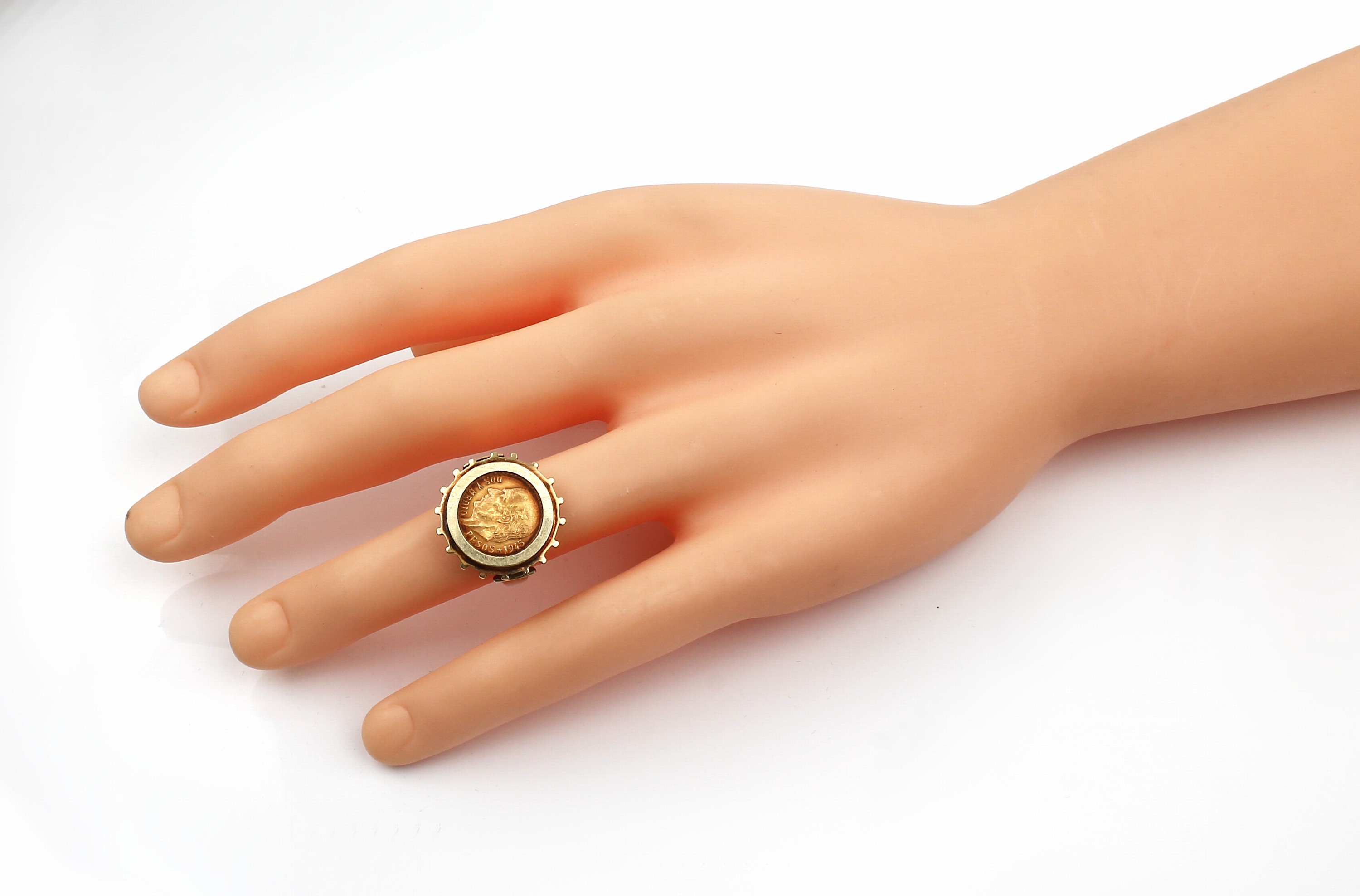 Detail b: 14 kt Gold Münz-Ring, GG 585/000, gefasste Goldmünze, 2.5 Pesos Mexiko, RW 56, ca. 6.6 g,Reinigung empfohlen