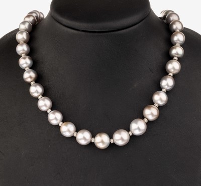 Image 26754920 - Necklace with cultured tahitian pearls