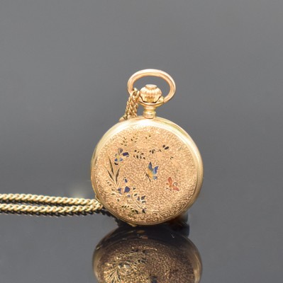 26755394c - G. W. & Cie small 18k gold ladies hunting cased pocket watch, Switzerland around 1890, full engraved 3-cover gold case, both cover partial enameled faulty, signed enamel dial, gilded hands, gold plated cylinder movement not working, gold plated chain enclosed, diameter approx. 26 mm, condition 3-4