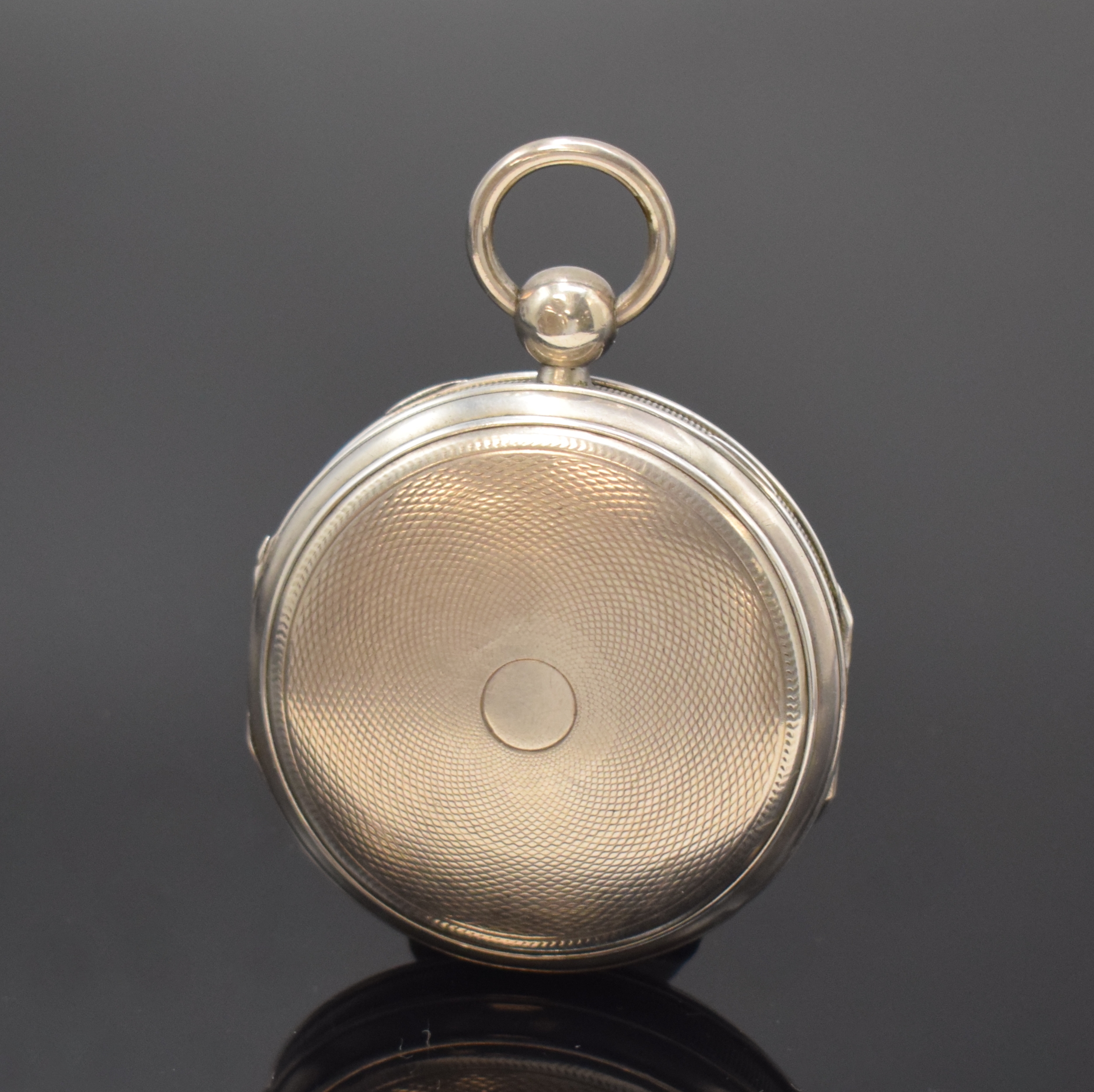 Detail a: CHAUPARD offene Spindeltaschenuhr mit Wecker in Silber, Frankreich um 1820, guill. Geh., durchbr. u. grav. Innendeckel für darauf montierte Glocke, ...