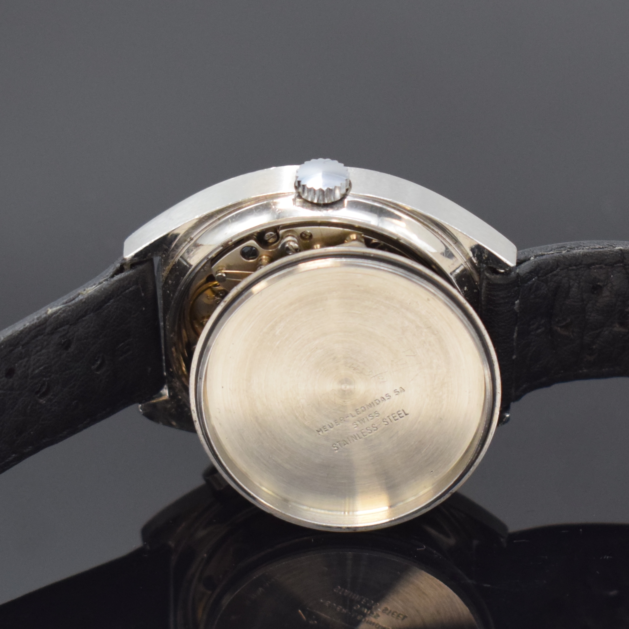 Detail f: HEUER Carrera Armbandchronograph mit Kaliber 12 Referenz 1153, Schweiz um 1970, Automatik, Boden verschr., orig. Drücker, Krone später, silb. ...