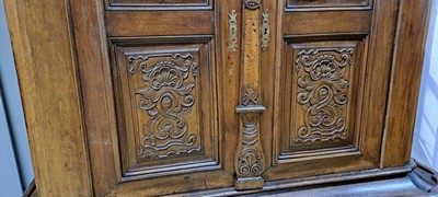 26755606e - Baroque cabinet, probably Palatinate, around 1760, solid oak, wide projecting head and ...