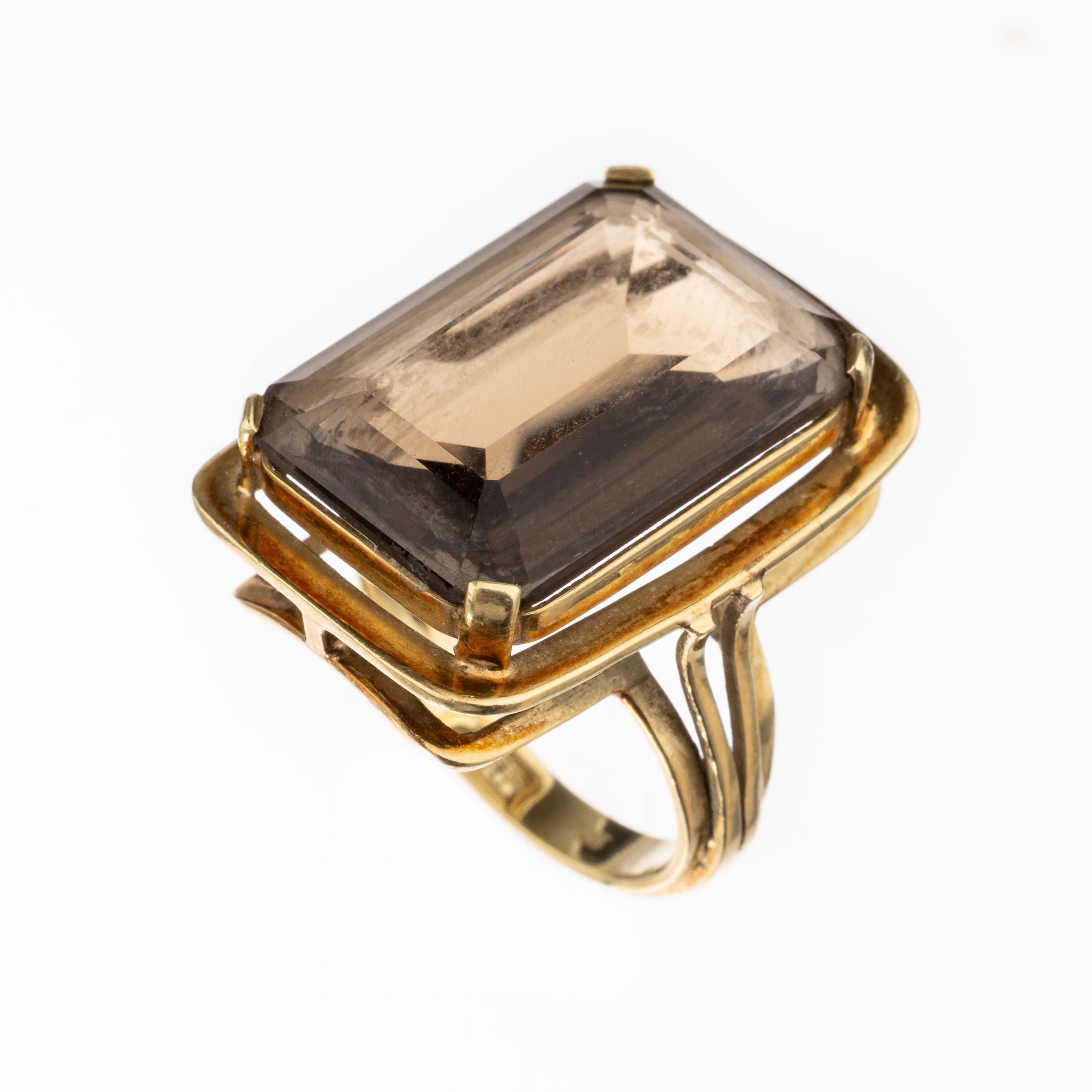 14 kt Gold Rauchquarz-Ring, GG 585/000, Rauchquarz im Treppenschliff ca. 18.0 ct, RW 52, ca. 9.5 g