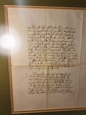 26755834o - 4 handwritten letters from Elector Maximilian Emanuel (1662-1726), ink on paper, one one- page, one two-page and four-page, all under glass, frame