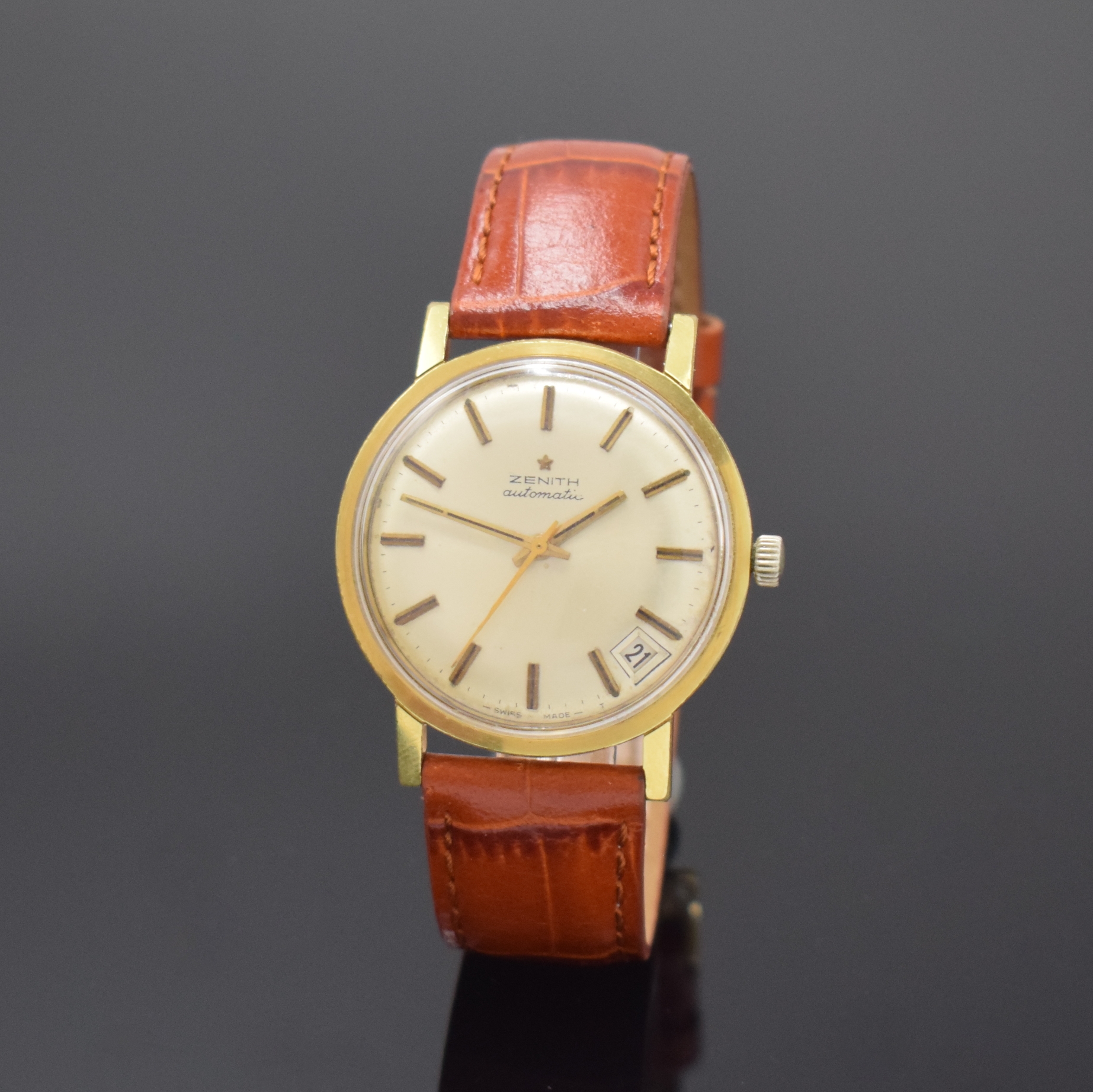 ZENITH Gold Filled Herrenarmbanduhr, Schweiz um 1970, Automatik, Stahlboden aufgedr., silb. Zifferbl. m. aufges. gold. Std.-Ind., gold. Zeiger, ...