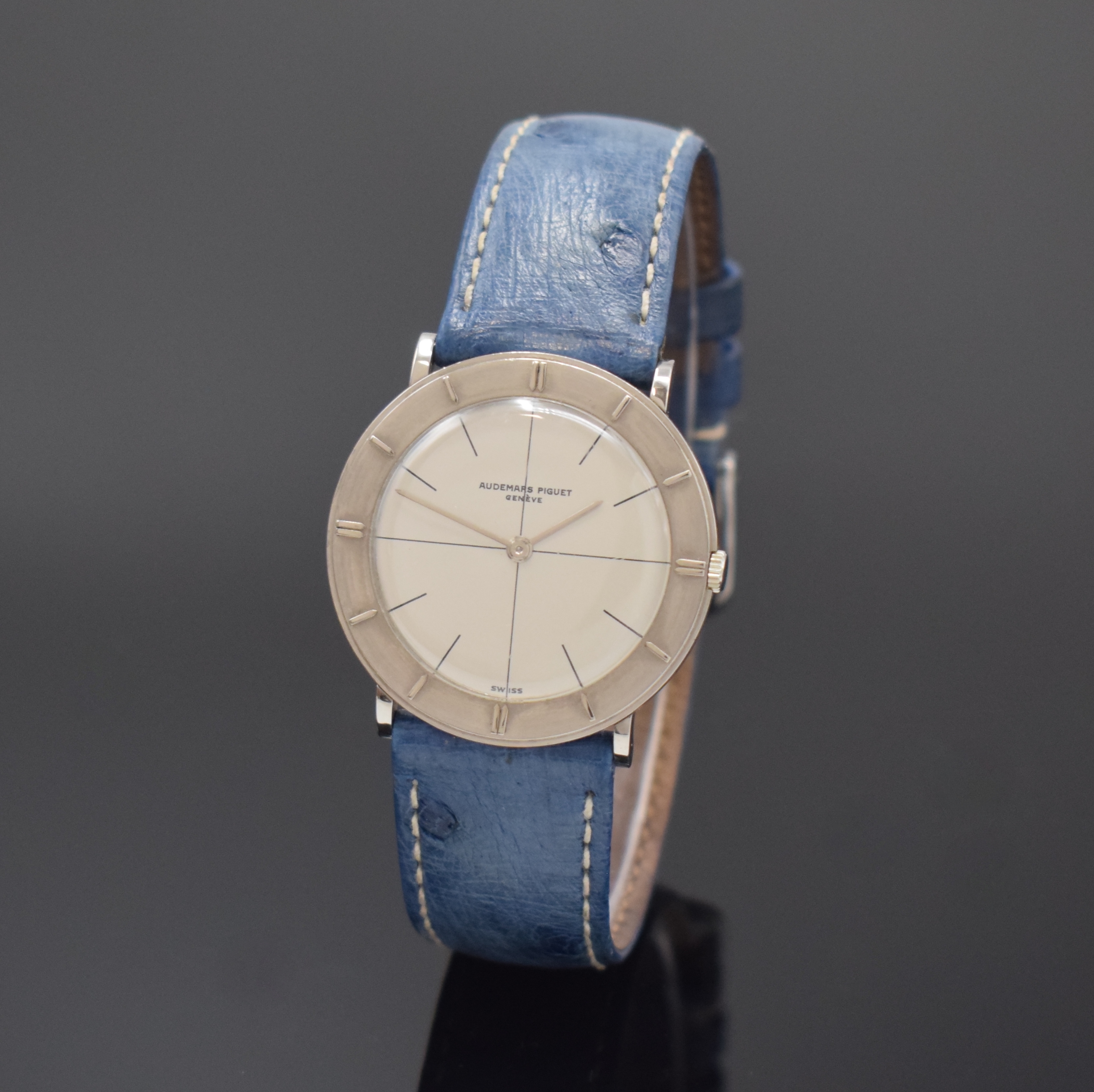 AUDEMARS PIGUET seltene Armbanduhr in WG 750/000 mit Index-Lünette, Schweiz um 1960, Handaufzug, 3-tlg. Geh., Boden u. Glasrand aufgedr., orig. ...