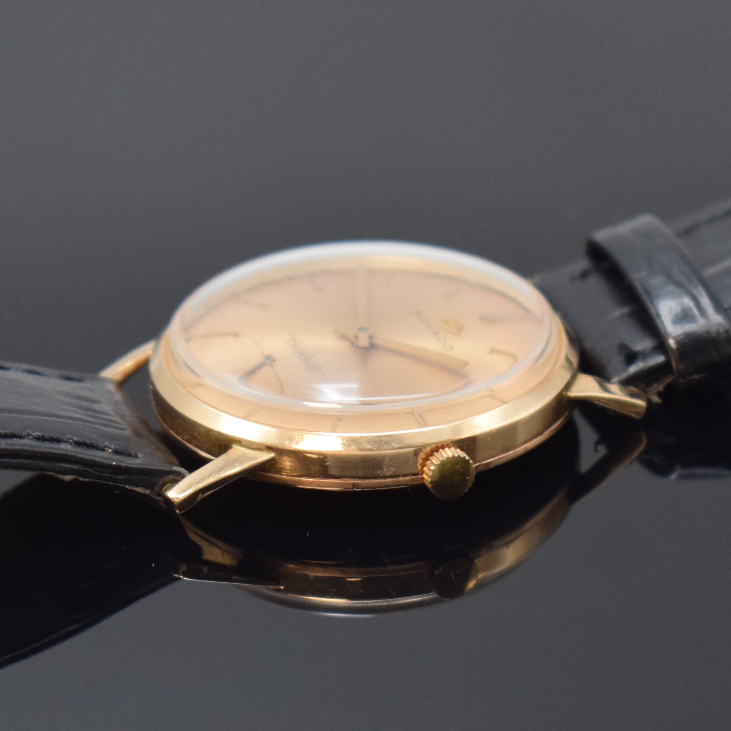 Detail b: MOVADO Celebrity Armbanduhr in RG 750/000, Schweiz um 1965, Handaufzug, neutrales 2-tlg. Geh., Boden aufgedr., rotgold. Zifferbl., rotgold. Indizes ...