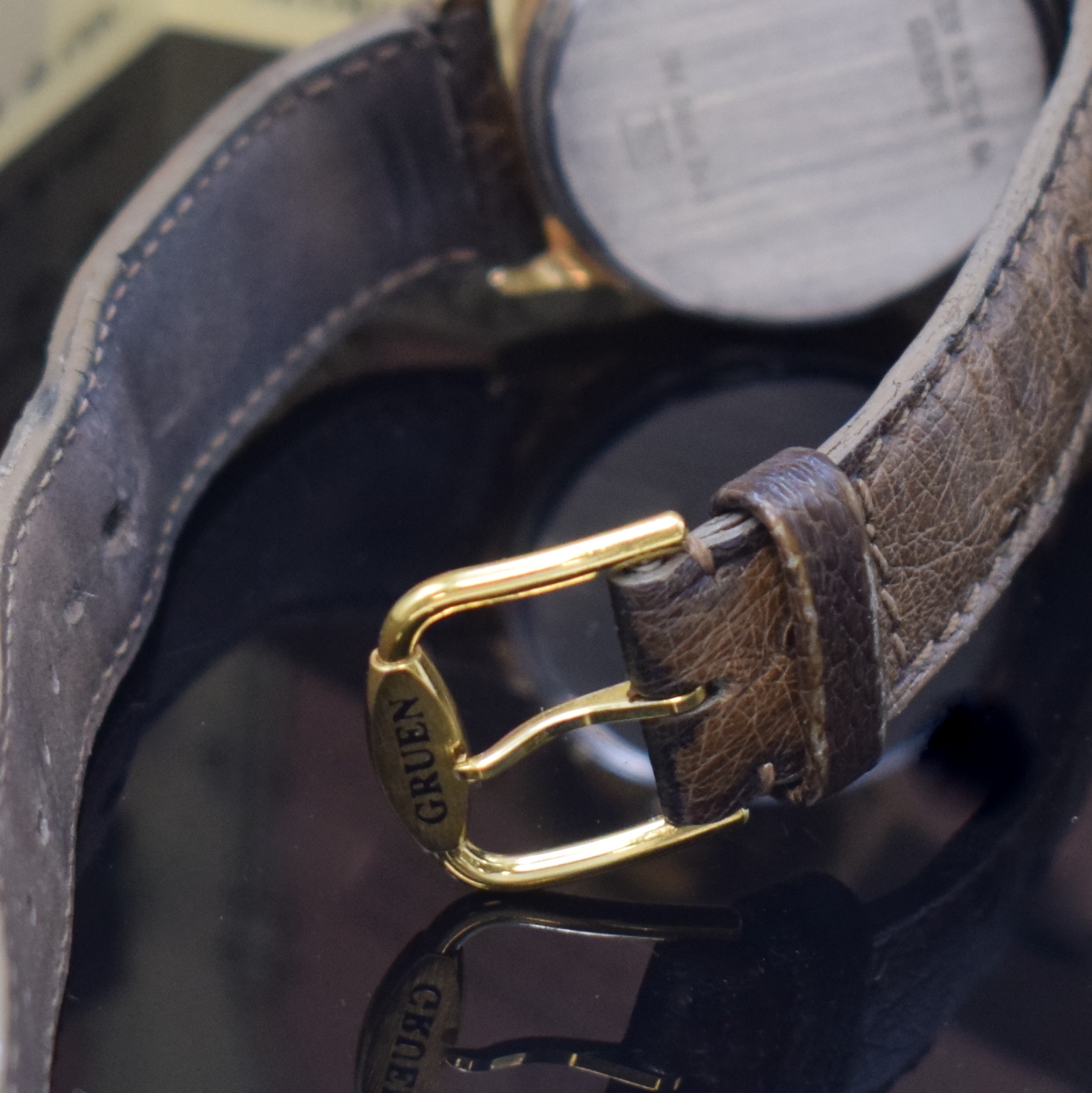 Detail b: GRUEN "Georgine" Armbandchronograph in WG/RoseG 750/000, Schweiz um 1994, Handaufzug, schweres Geh., Boden aufgedr., schwarzes Zifferbl. m. ...