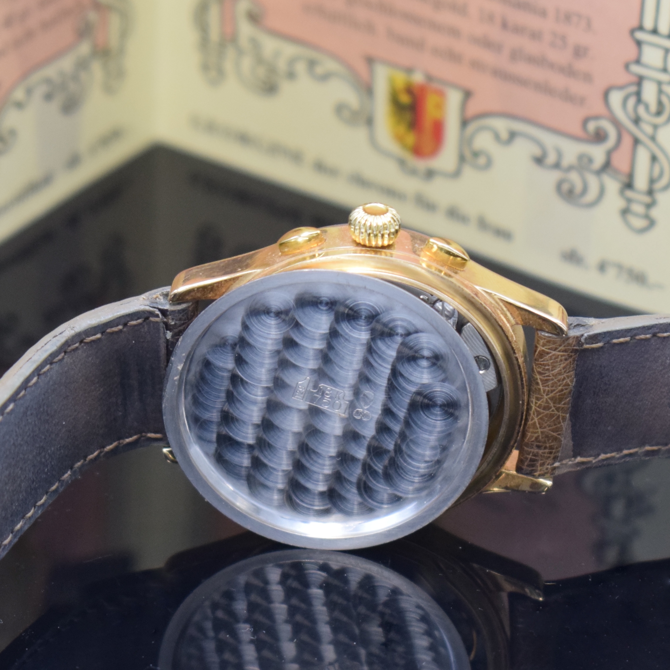 Detail f: GRUEN "Georgine" Armbandchronograph in WG/RoseG 750/000, Schweiz um 1994, Handaufzug, schweres Geh., Boden aufgedr., schwarzes Zifferbl. m. ...