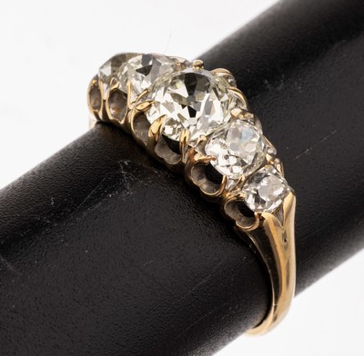 Image 26755902 - 18 kt Gold Diamant-Ring, um 1870/80