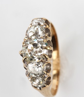 26755902b - 18 kt gold diamond-ring, approx. 1870/80