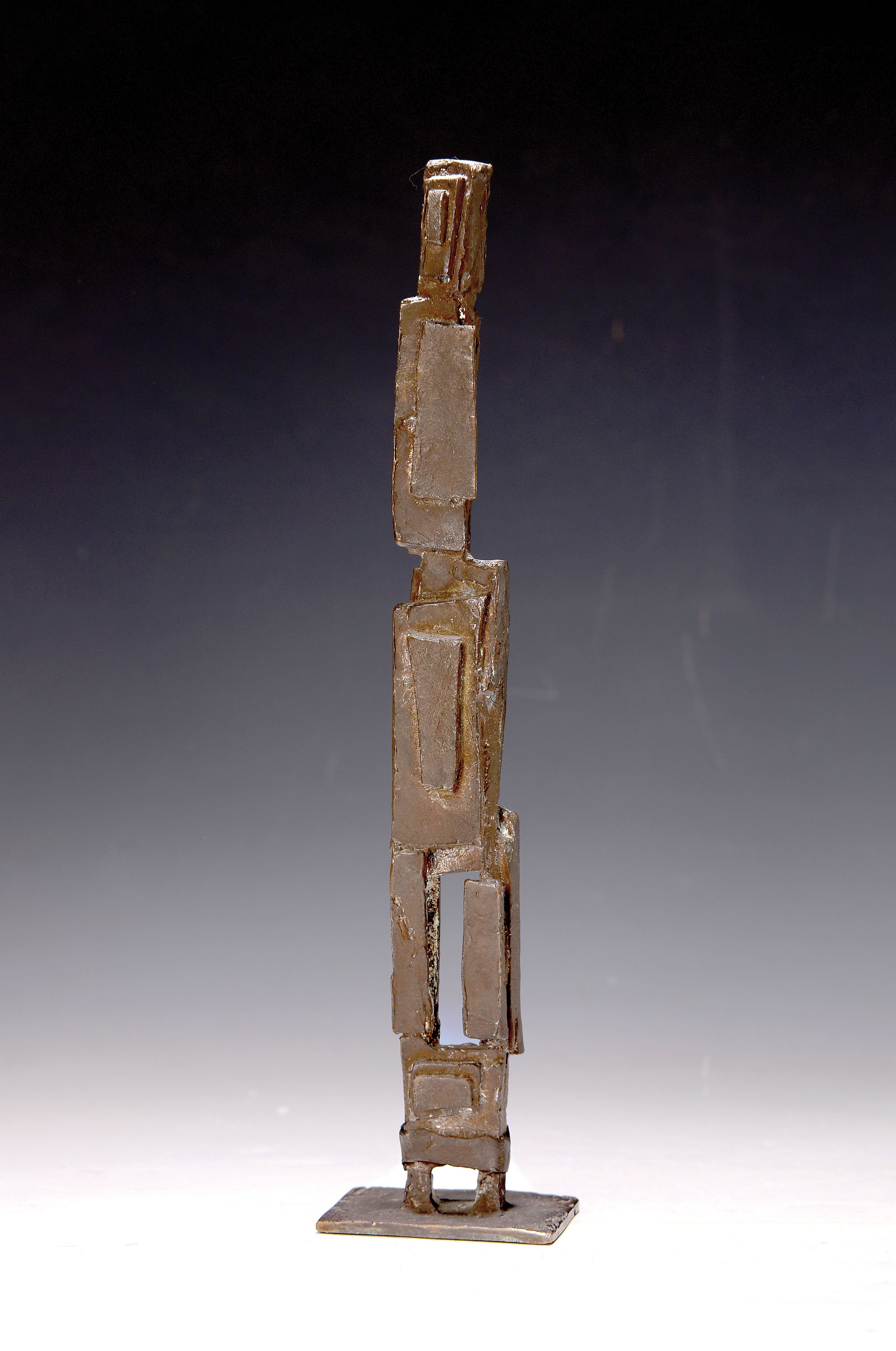 Detail k: Seff Weidl, 1915 Eger-1972 Inning, Studium an der Akademie München, "abstrakte Stele", Bronze, signiert u. nummeriert Ed. IV/X, H. 29cm, ...