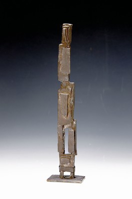 Image 26756583 - Seff Weidl, 1915 Eger-1972 Inning, studied at the Munich Academy, #"abstract stele#", bronze, signed and numbered Ed. IV/X, H. 29 cm, provenance: from a southern German privatecollection, acquired from the artist