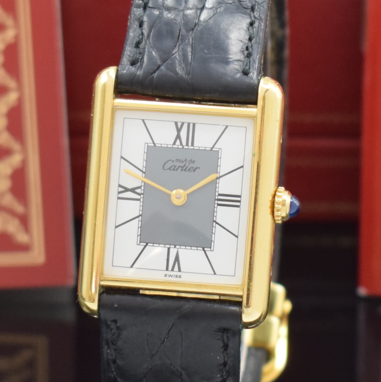 Detail a: CARTIER Damenarmbanduhr Tank Vermeil Referenz 590005, Schweiz verk. lt. beil. Pap. 06/1995, quarz, 2-teil., verg. Silbergeh. inkl. Lederband (zu ...