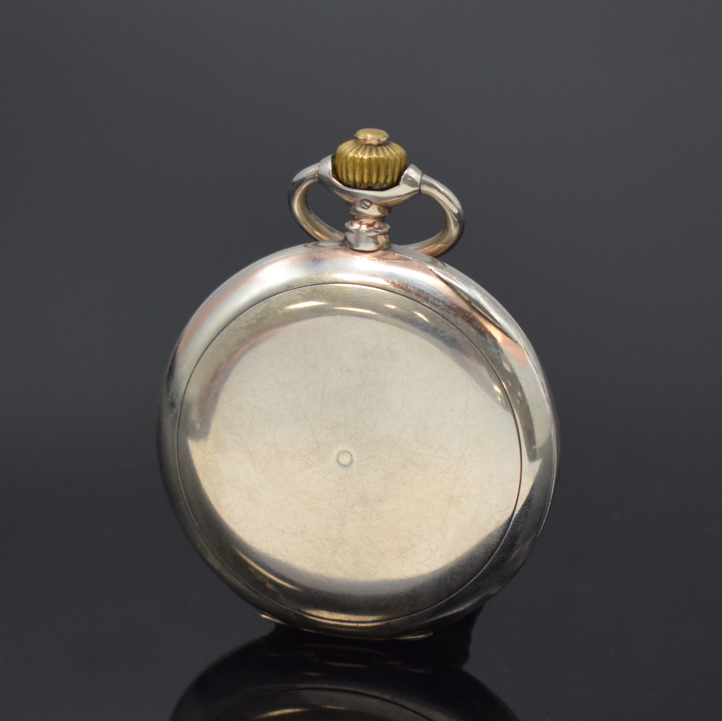 Detail c: IWC Herrensavonette in Silber, Schweiz um 1899, guill. Geh. berieb./dell., Emailzifferbl., arab. Zahlen, kl. Sek. b. 6, verg. Werk Kal. 53, 3 ...