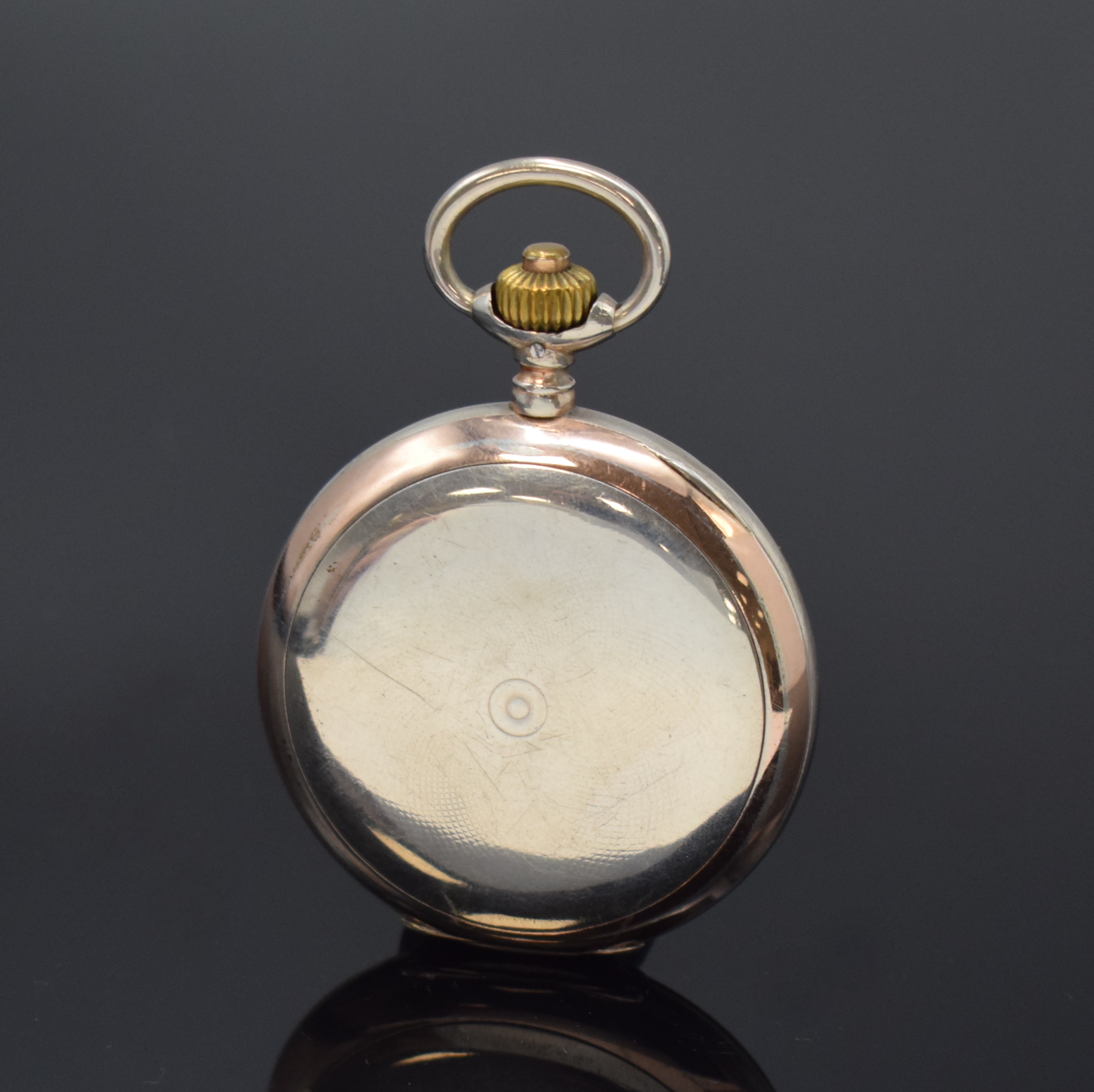 Detail c: IWC Herrensavonette in Silber, Schweiz um 1899, guill. Geh. berieb., Emailzifferbl. m. roter Minuterie, gold. Louis-XV Zeiger, kl. Sek. b. 6, verg. ...
