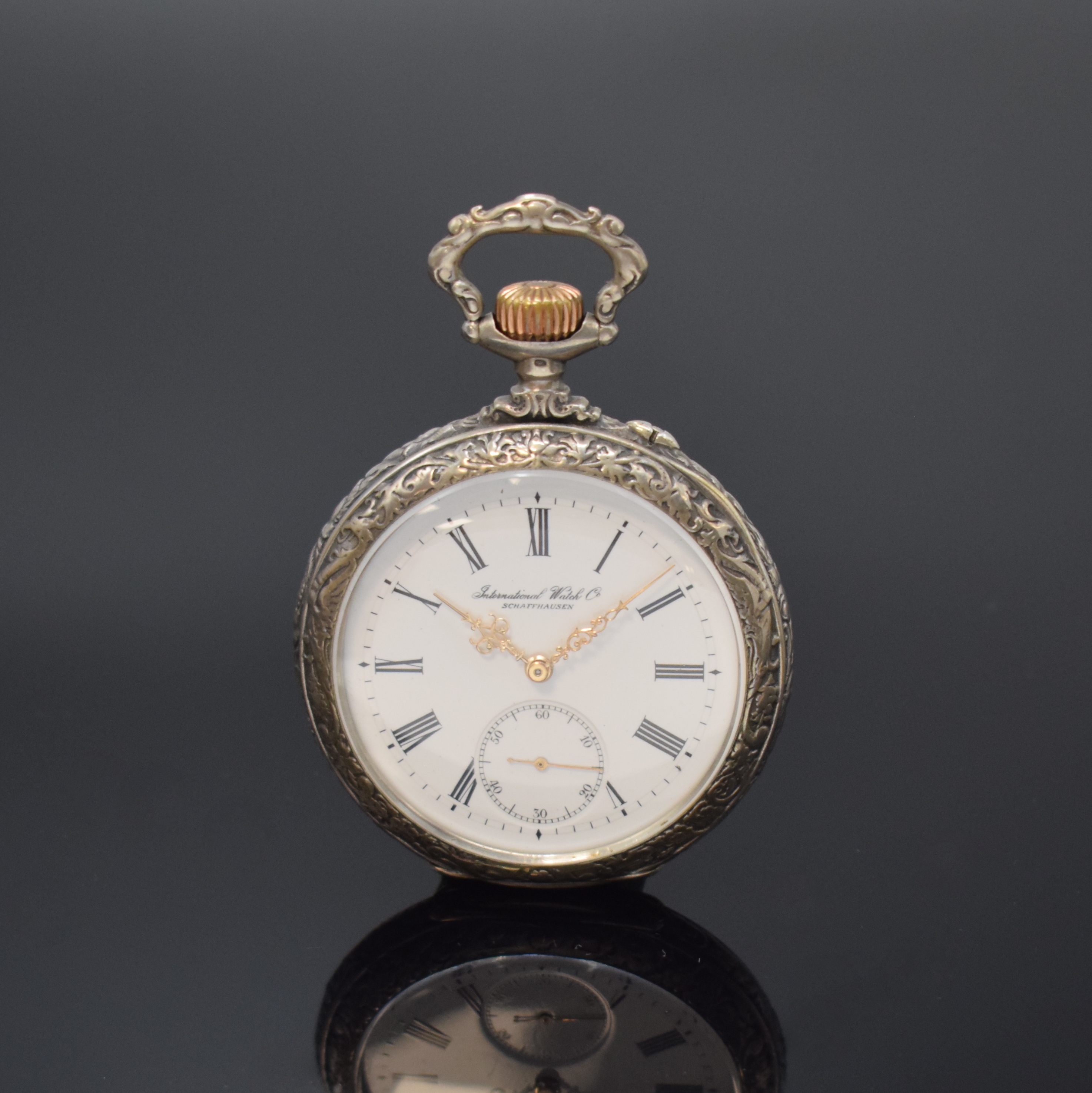 IWC Schützentaschenuhr Hannover 1903 in Silber, Schweiz 1903, offenes Relief-Geh. sign. "Holy fs" berieb., Emailzifferbl. m. röm. Zahlen, ...