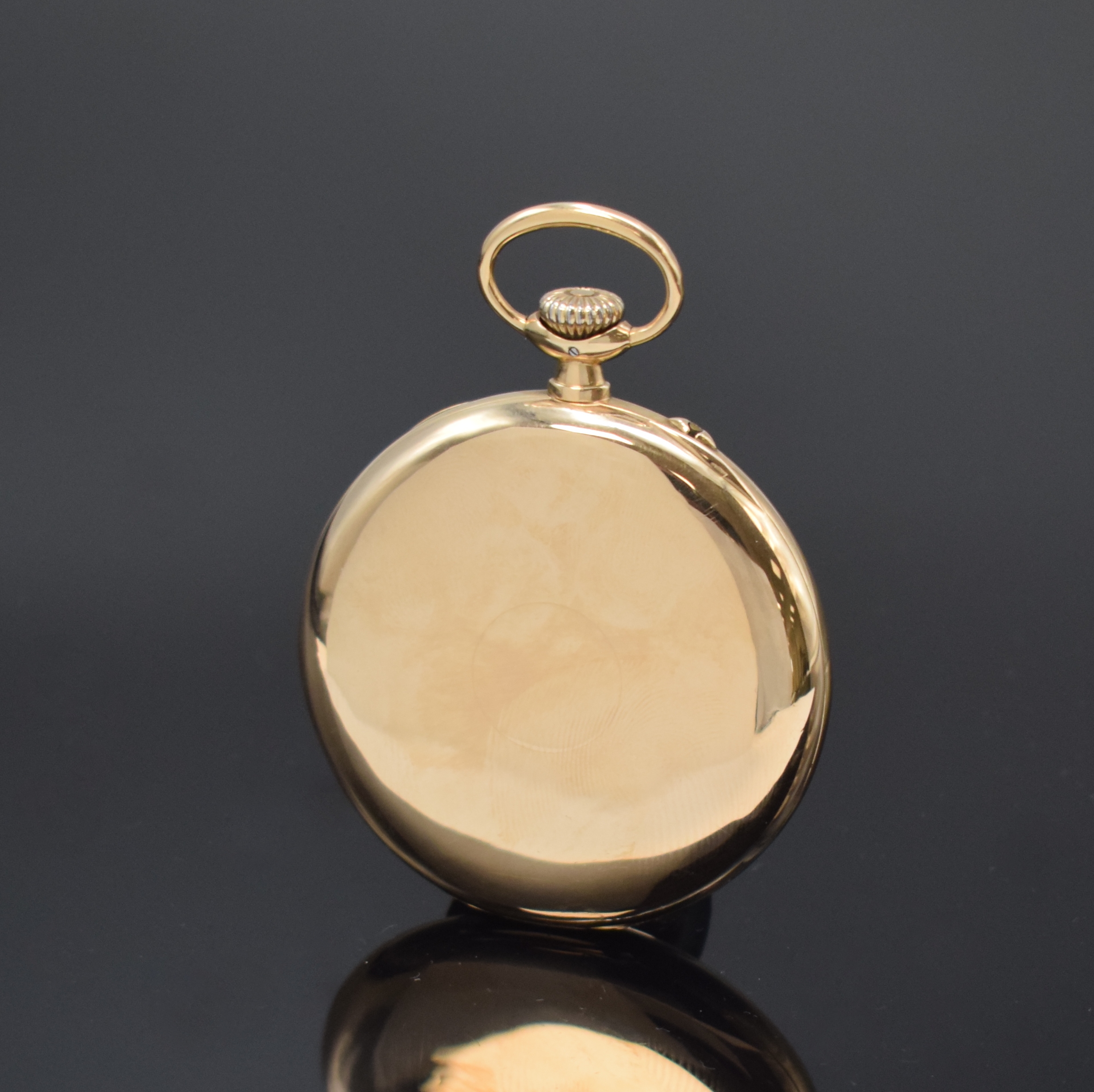 Detail a: IWC offene Herrentaschenuhr in GG 585/000, Schweiz um 1924, ehemals guill. Geh. berieb., sign. Metallcuvette, sign. Emailzifferbl. m. Breguetzahlen ...