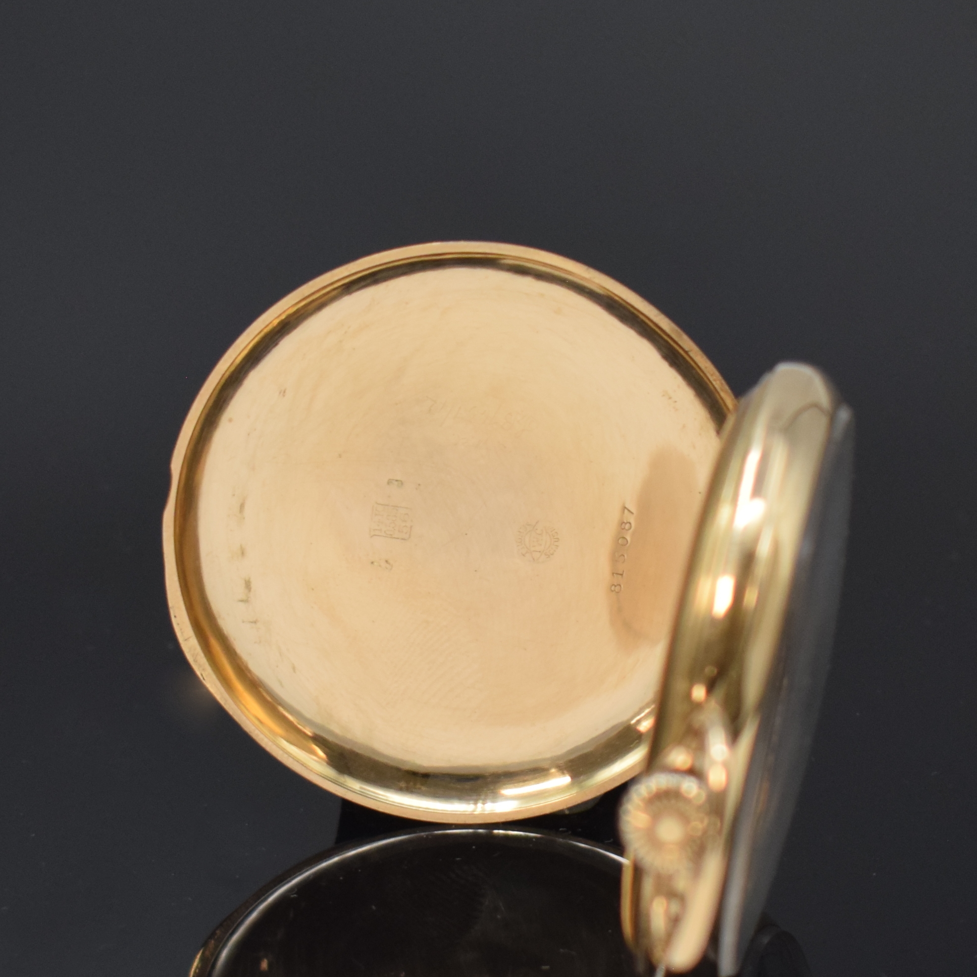 Detail b: IWC offene Herrentaschenuhr in GG 585/000, Schweiz um 1924, ehemals guill. Geh. berieb., sign. Metallcuvette, sign. Emailzifferbl. m. Breguetzahlen ...