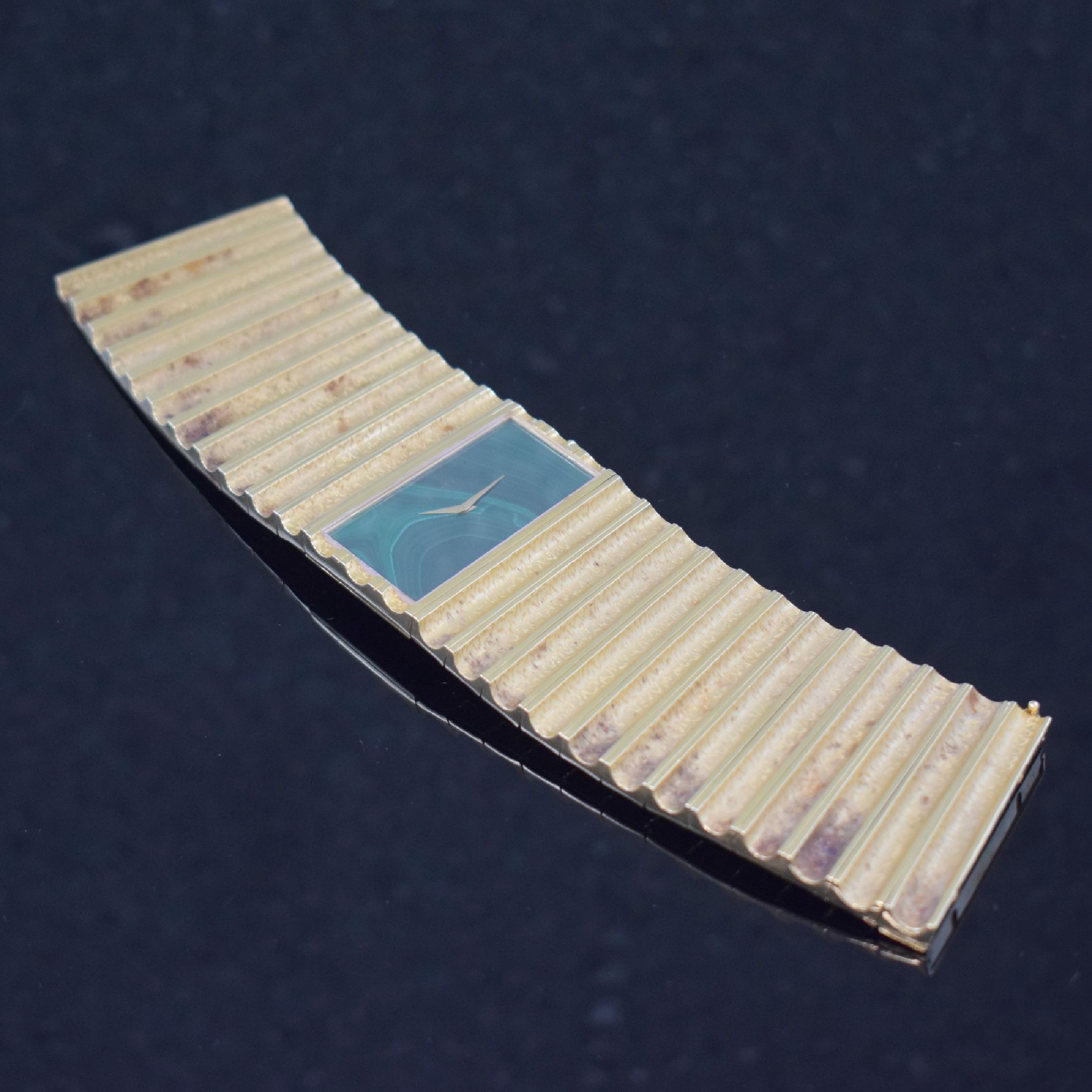 Detail c: PIAGET feine, seltene und extrem ausgefallene,Manschetten-förmige Armbanduhr in GG 750/000 mit Malachit-Zifferblatt Ref. 9060 D 78, Schweiz 1970er ...