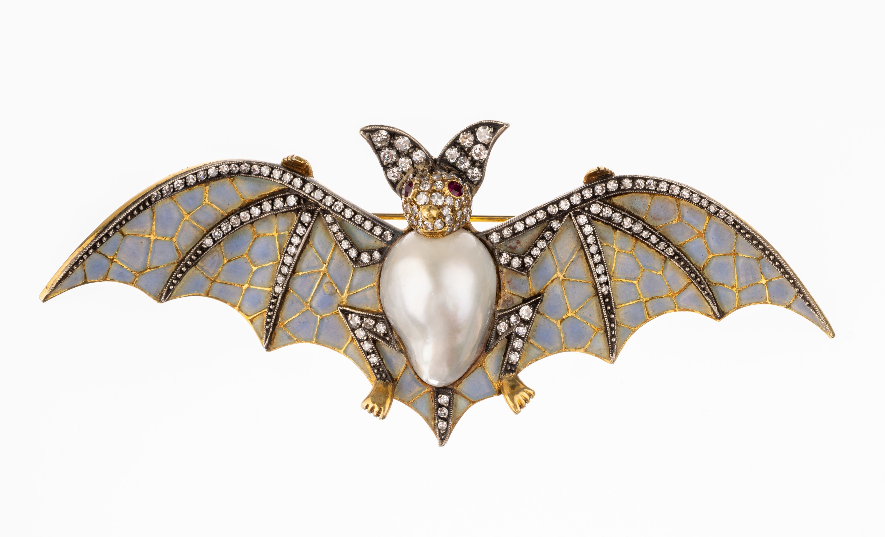 18 kt Gold Diamant-Perl-Brosche "Fledermaus", GG 750/000, qualitätvolle Verarbeitung, Fledermaus mit gespreizten Flügeln, mit hellblauem ...