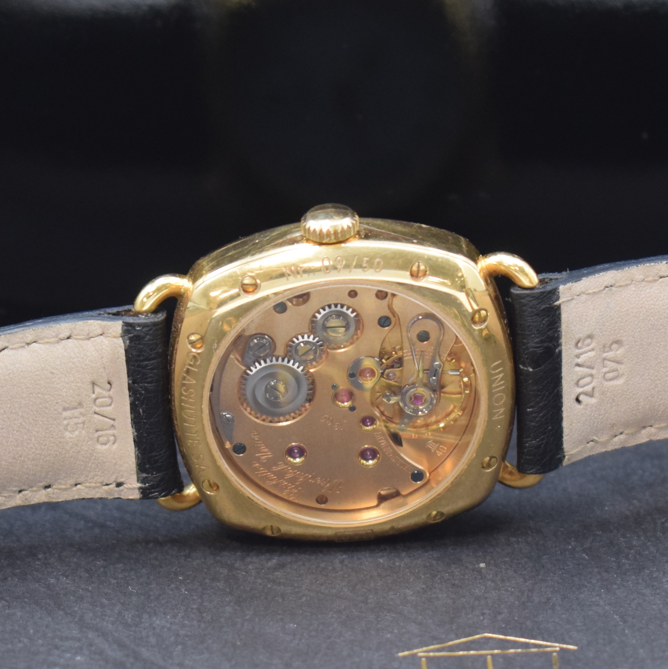 Detail e: UHRENFABRIKATION UNION GLASHÜTTE auf 50 Stück limitierte Herrenarmbanduhr Johannes Dürrstein in RoseG 750/000, Deutschland verk. lt. beil. ...