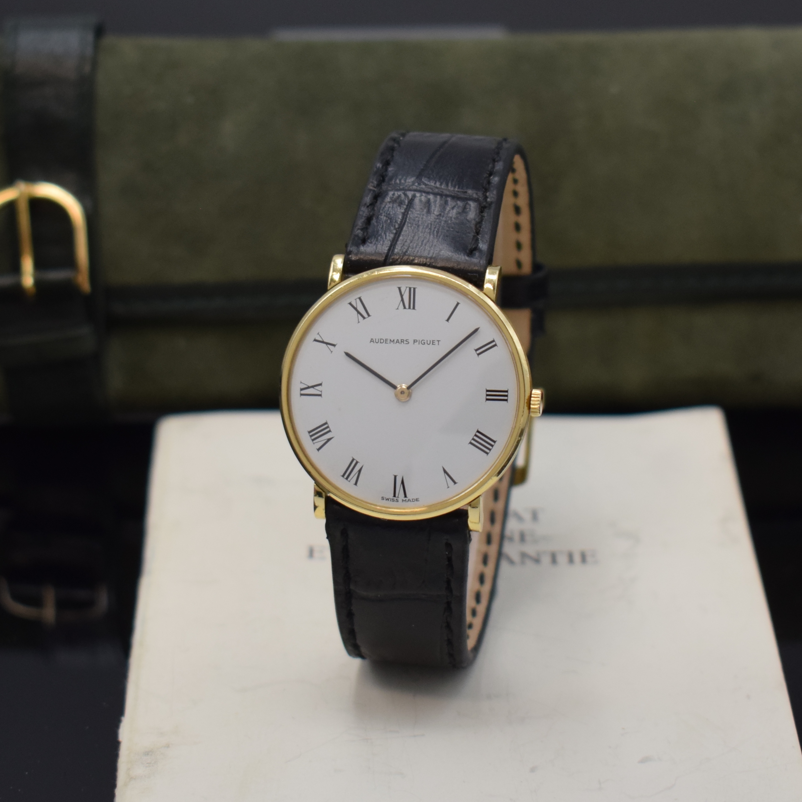 AUDEMARS PIGUET Classic Armbanduhr in GG 750/000 Referenz BA25125, Schweiz verk. lt. beil. Zertifikat in October 1987, Handaufzug, Boden aufgedr., ...