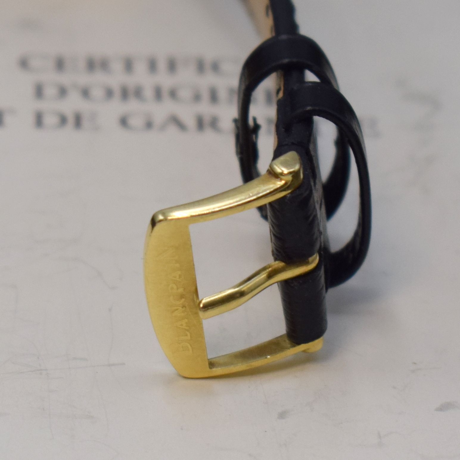 Detail b: AUDEMARS PIGUET Classic Armbanduhr in GG 750/000 Referenz BA25125, Schweiz verk. lt. beil. Zertifikat in October 1987, Handaufzug, Boden aufgedr., ...
