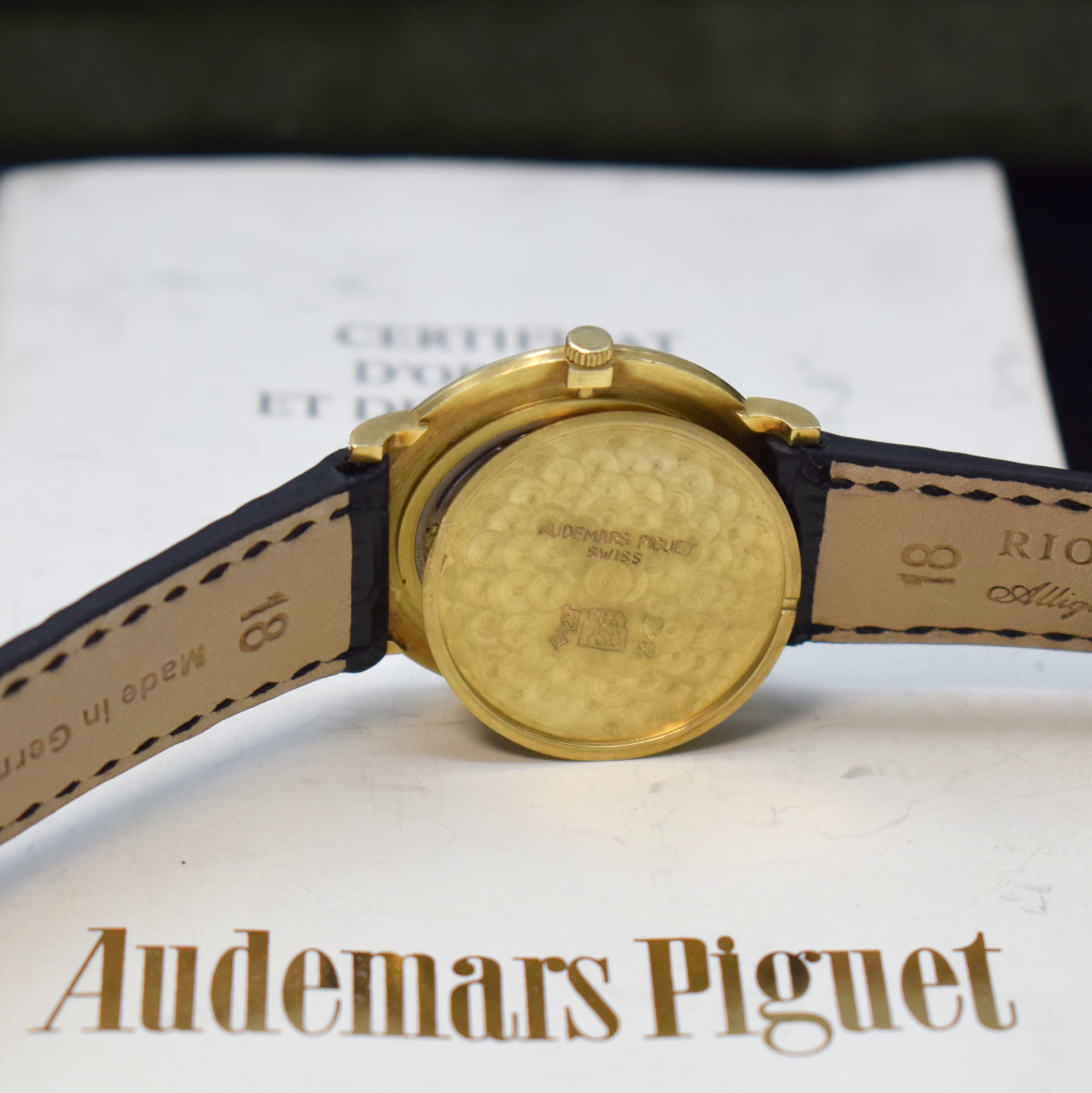 Detail g: AUDEMARS PIGUET Classic Armbanduhr in GG 750/000 Referenz BA25125, Schweiz verk. lt. beil. Zertifikat in October 1987, Handaufzug, Boden aufgedr., ...