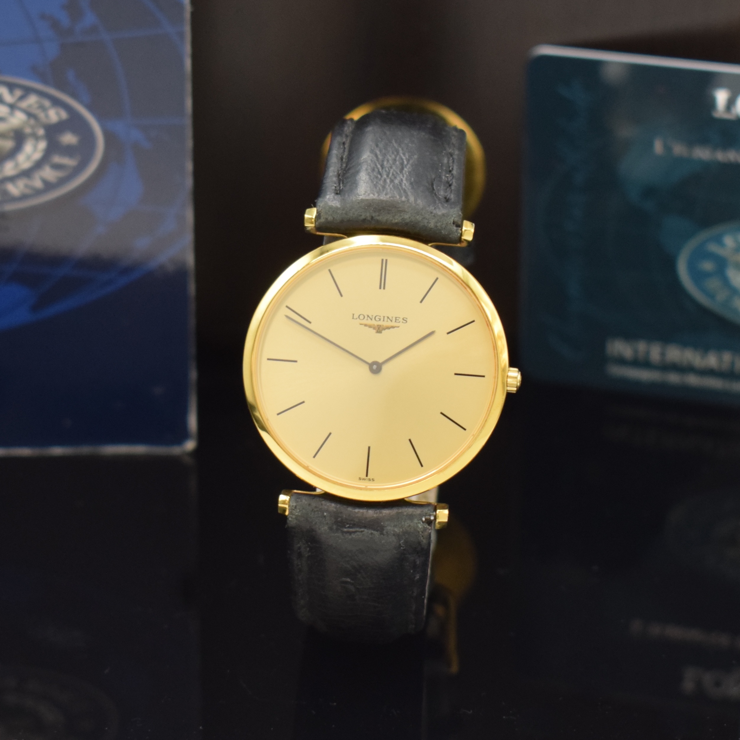 LONGINES La Grande Classique Herrenarmbanduhr Referenz L4.709.2, Schweiz verk. lt. beil. Pap. 08/2003, quarz, Boden 6- fach verschr., neutr. ...