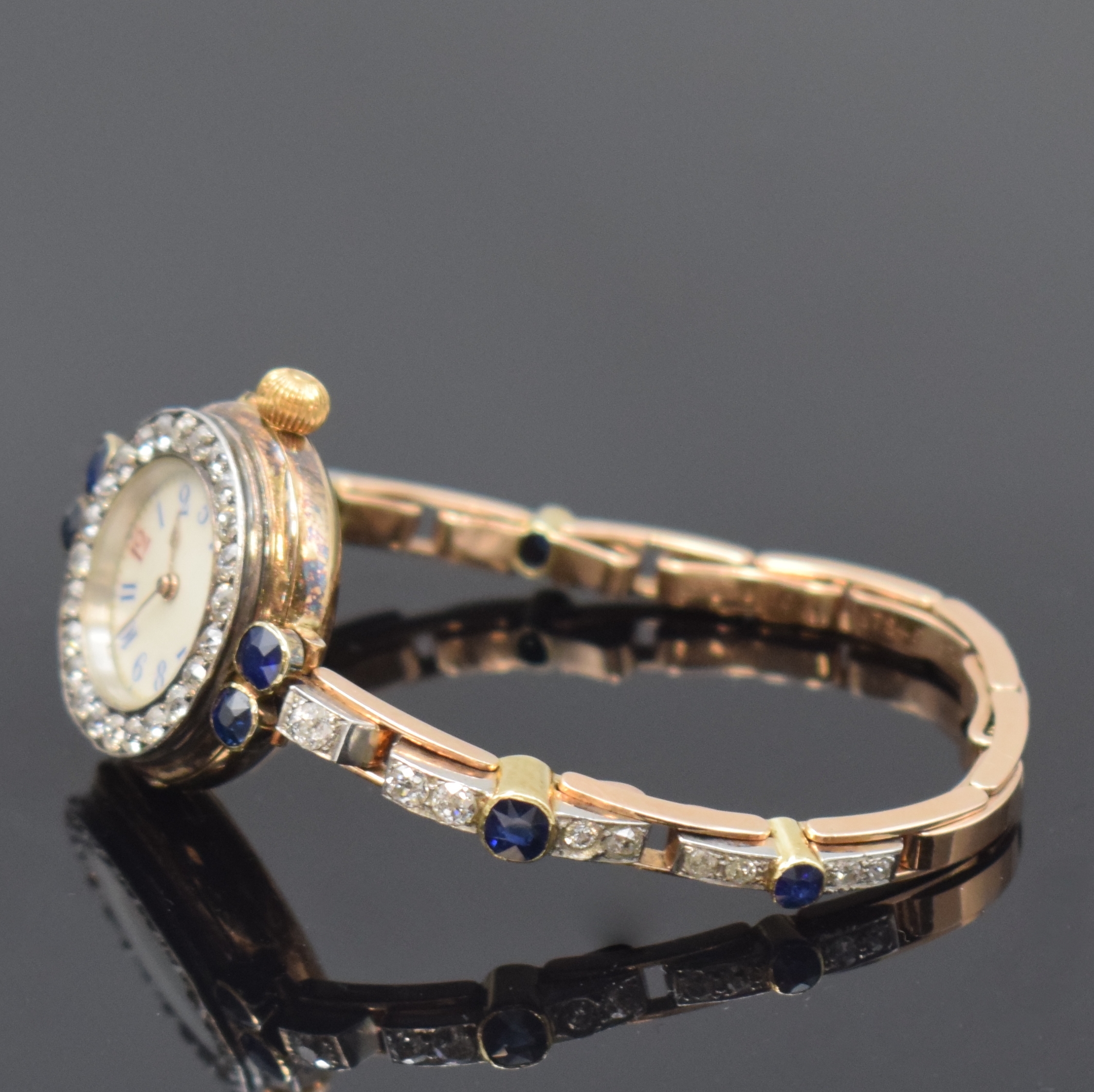 Detail b: LE ROY extrem seltene frühe hochwertige diamantbesetzte Armbanduhr in RoseG 15k, Frankreich um 1910, glattes Scharniergeh., Goldcuvette bez." ...