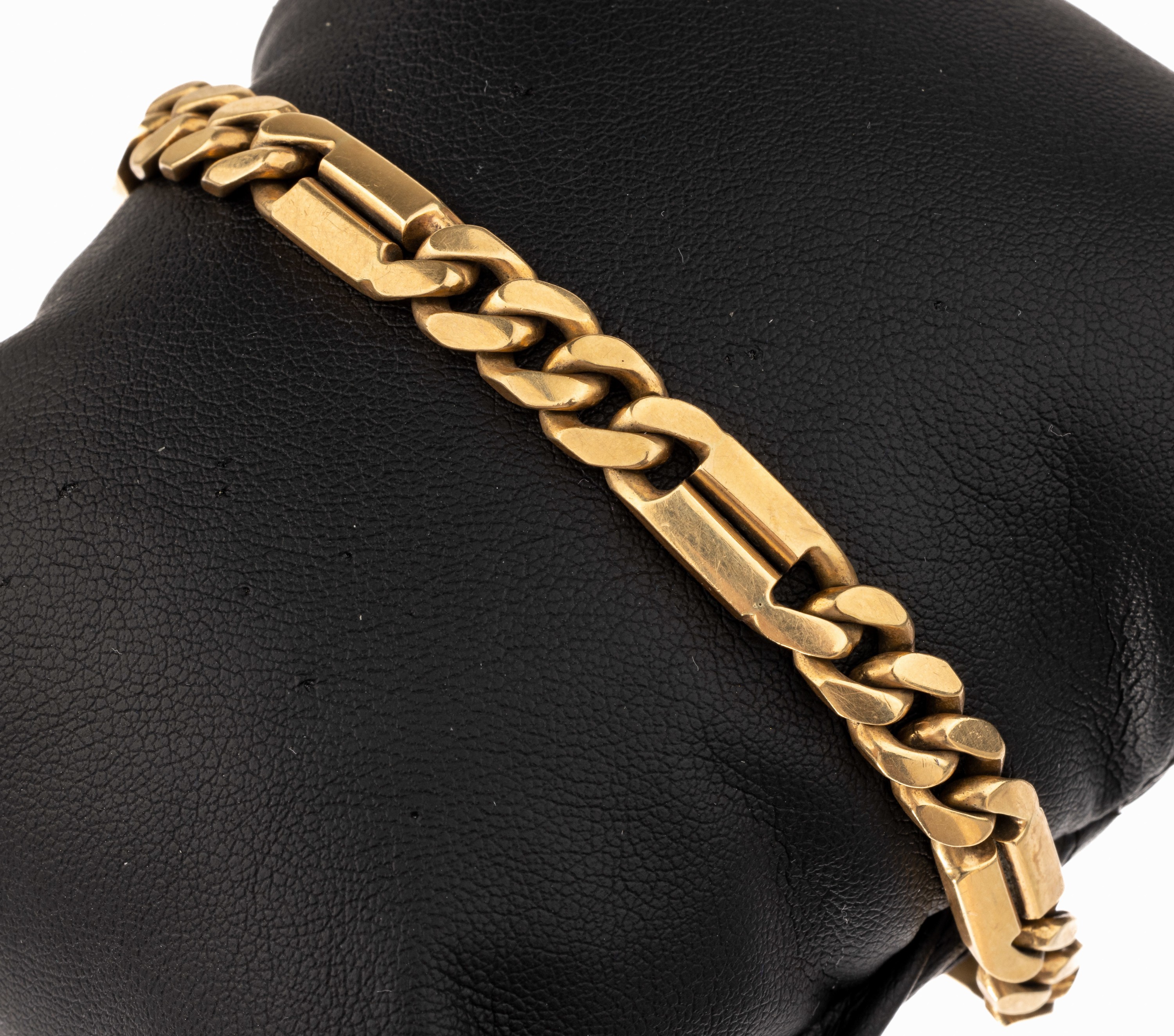 14 kt Gold Armband, GG 585/000, ca. 35.9 g,L. ca. 22 cm, Karabinerschließe