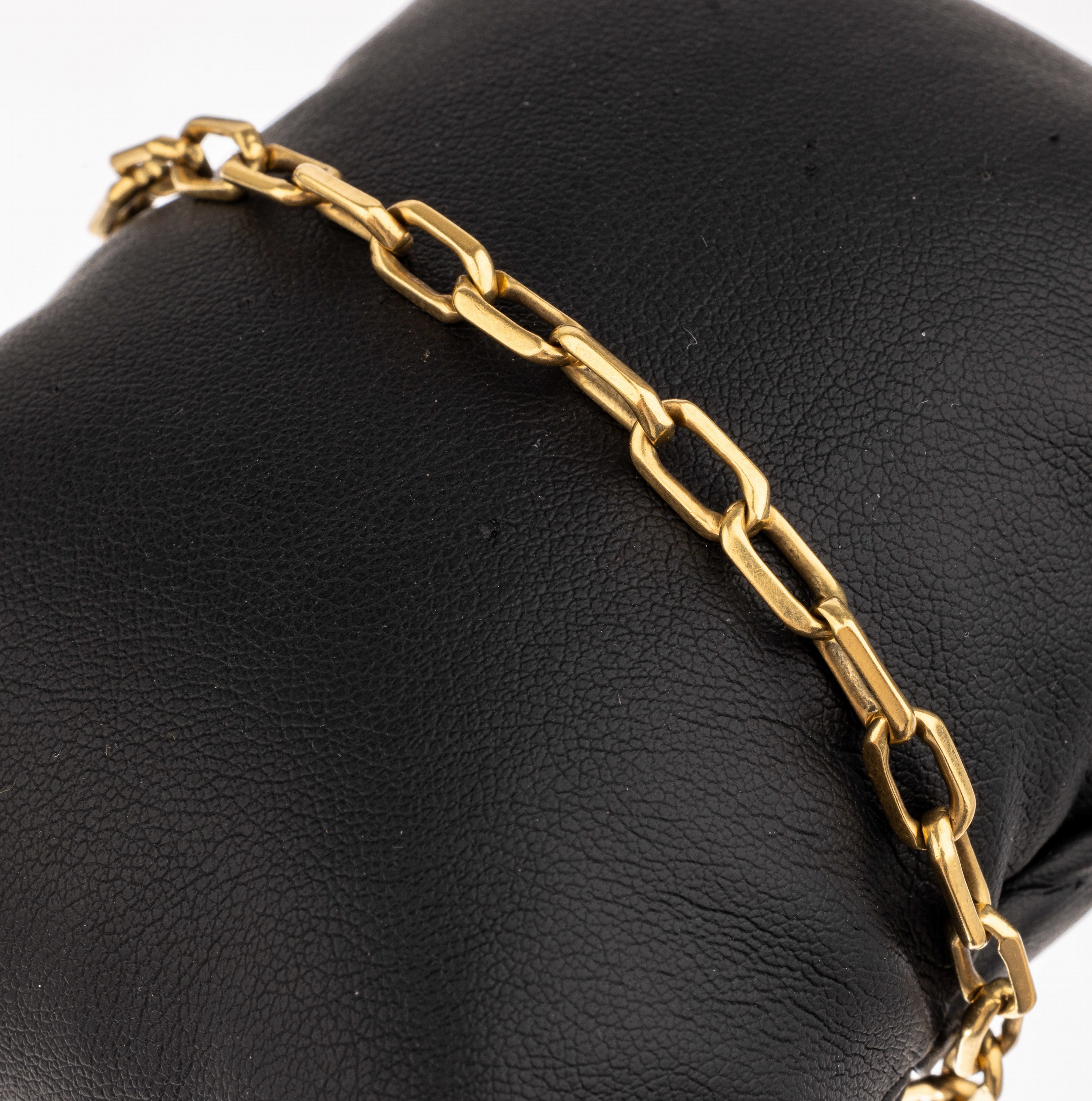 18 kt Gold Armband, GG 750/000, ca. 11.8 g,L. ca. 20 cm, Karabinerschließe