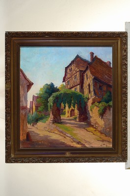 26761628k - Carl Knauf, 1867 Bad Godesberg-1944 Nidden, view of a timbered house with overgrown archway, oil/canvas, signed lower right, approx. 56x50cm, frame approx. 68x64cm, studied at the academy Düsseldorf and worked early in East Prussia, in 1931 he settled in the immediate vicinity of Thomas Mann's holiday home in Nidden, frame minor damages