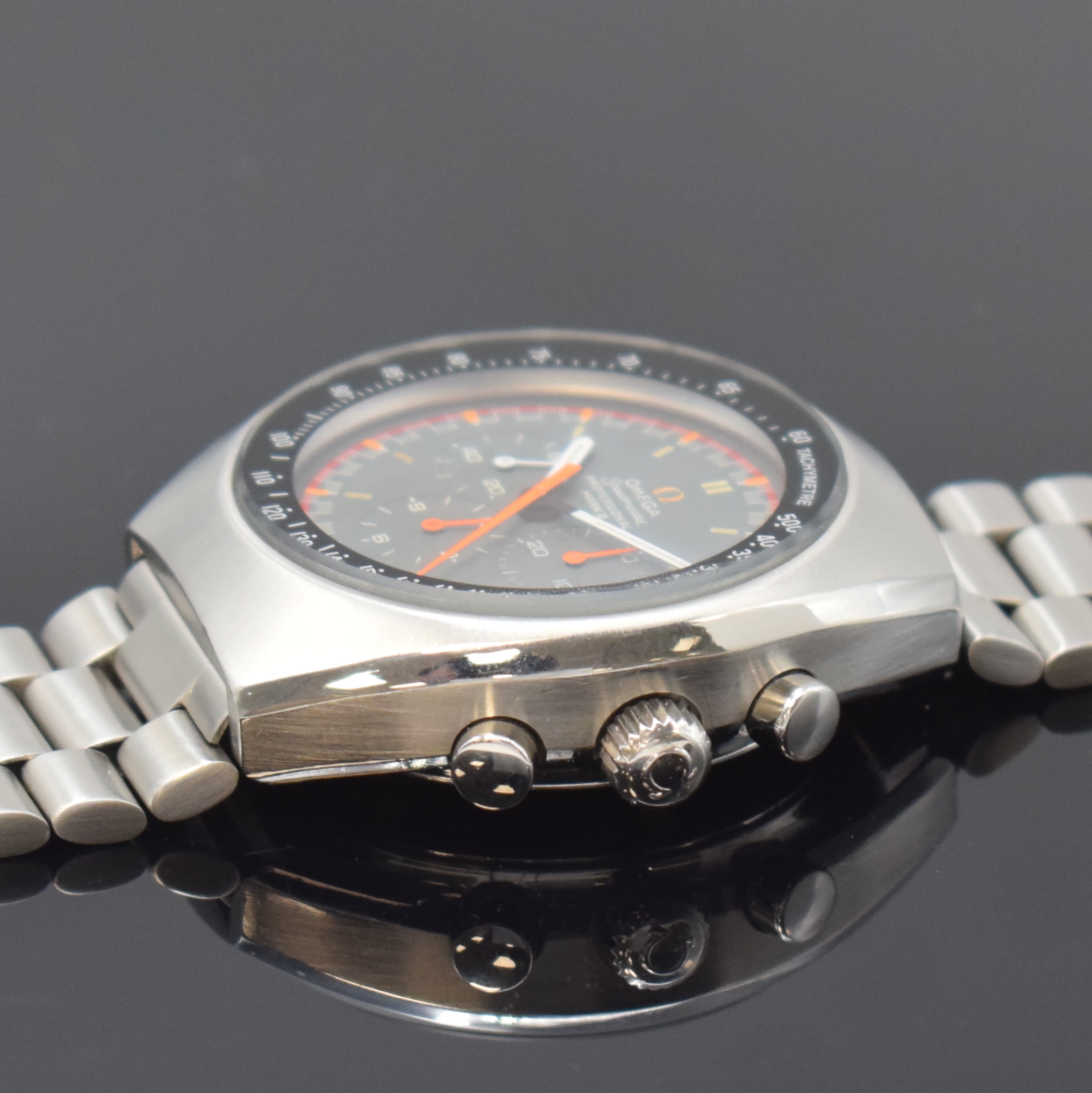 Detail c: OMEGA Herrenarmbanduhr Speedmaster Professional Mark II Referenz 145.014, Schweiz um 1970, Handaufzug, Edelstahlgeh. inkl. orig. Gliederband m. ...