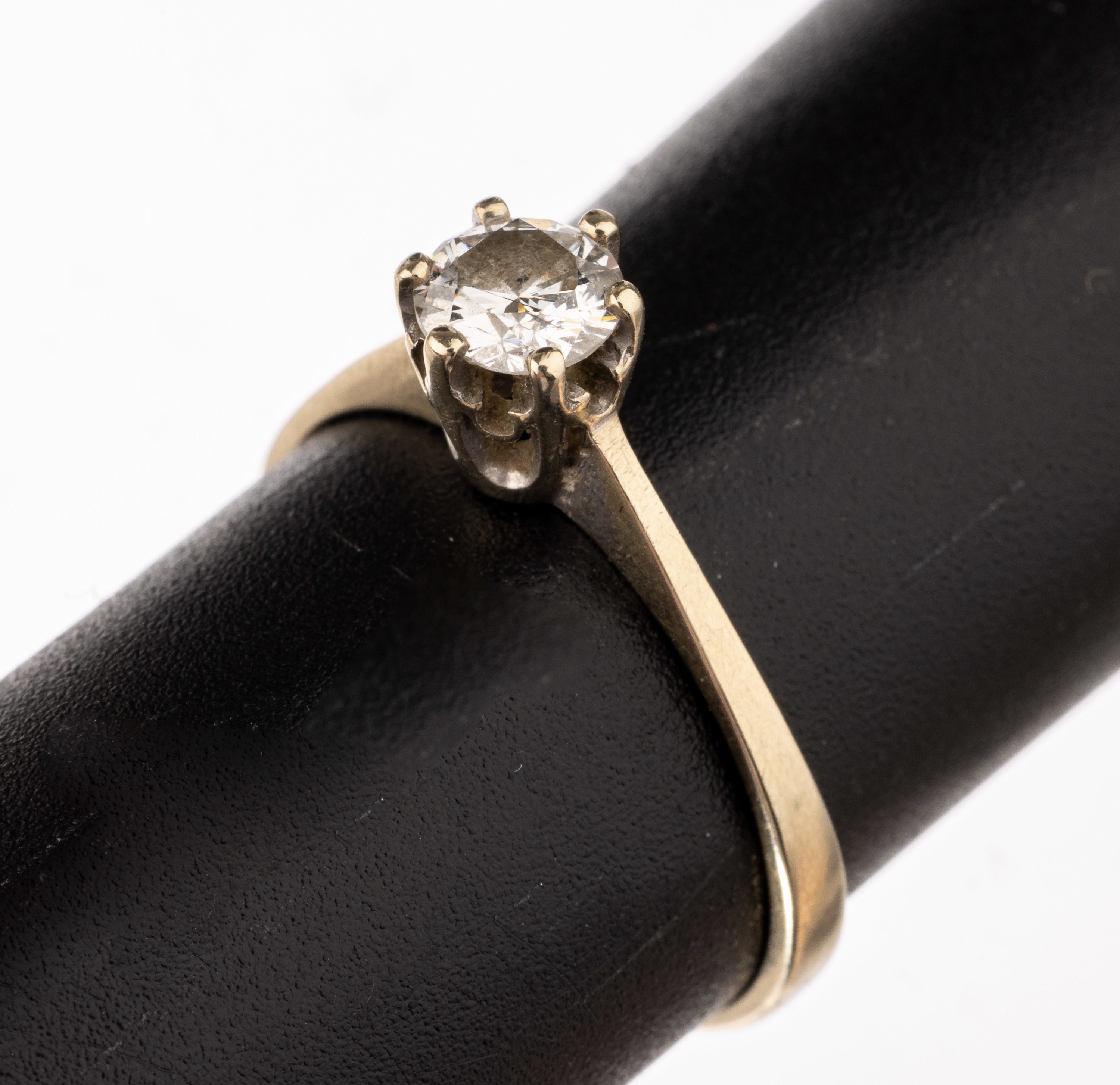 14 kt Gold Brillant-Ring, WG 585/000, Brillant ca. 0.40 ct Weiss/p, ca. 1.9 g, RW 55