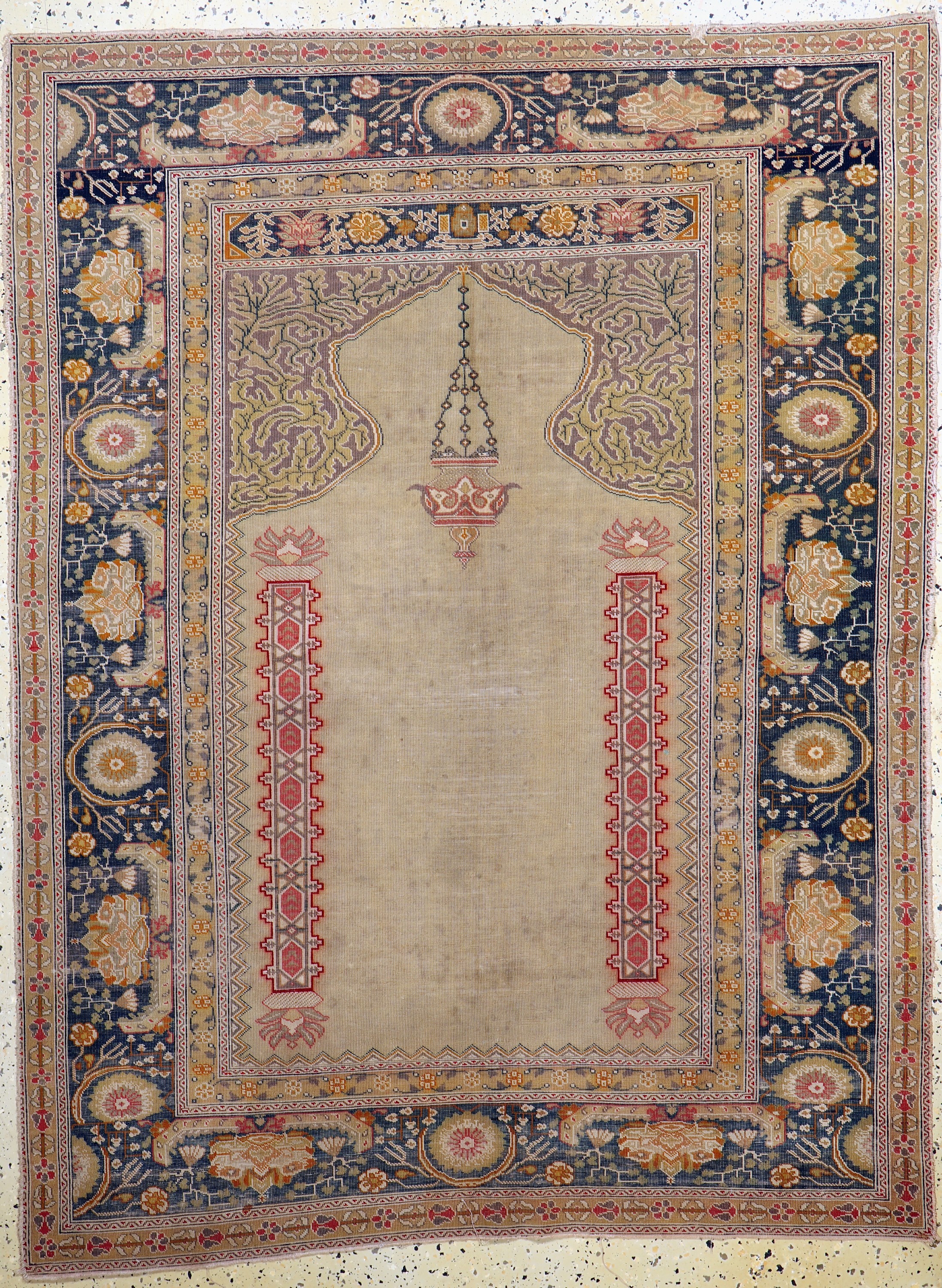 Antiker Giordes, Türkei, um 1900, Wolle aufBaumwolle, ca. 175 x 135 cm, EHZ: 3-4