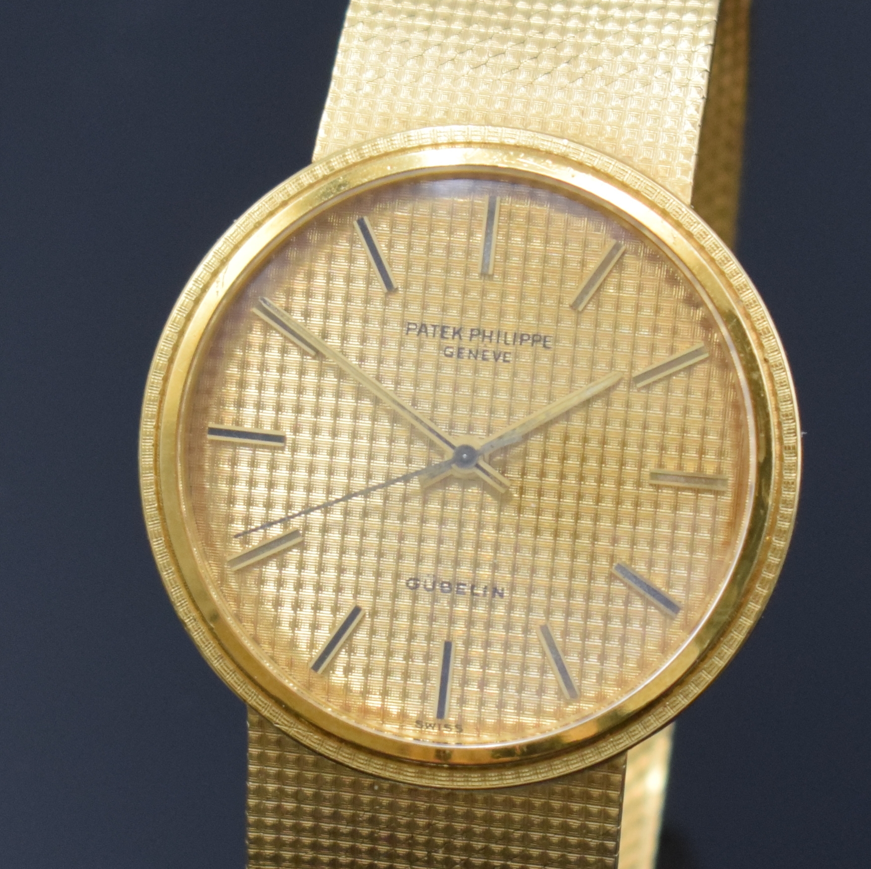 Detail a: PATEK PHILIPPE / GÜBELIN feine Herrenarmbanduhr in GG 750/000 Referenz 3563/3, Automatik, Schweiz 1975, inkl. Milanaiseband, sog. Backwinder, ...