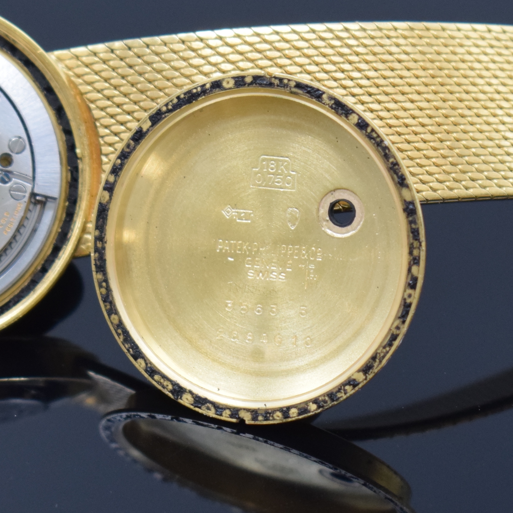Detail g: PATEK PHILIPPE / GÜBELIN feine Herrenarmbanduhr in GG 750/000 Referenz 3563/3, Automatik, Schweiz 1975, inkl. Milanaiseband, sog. Backwinder, ...