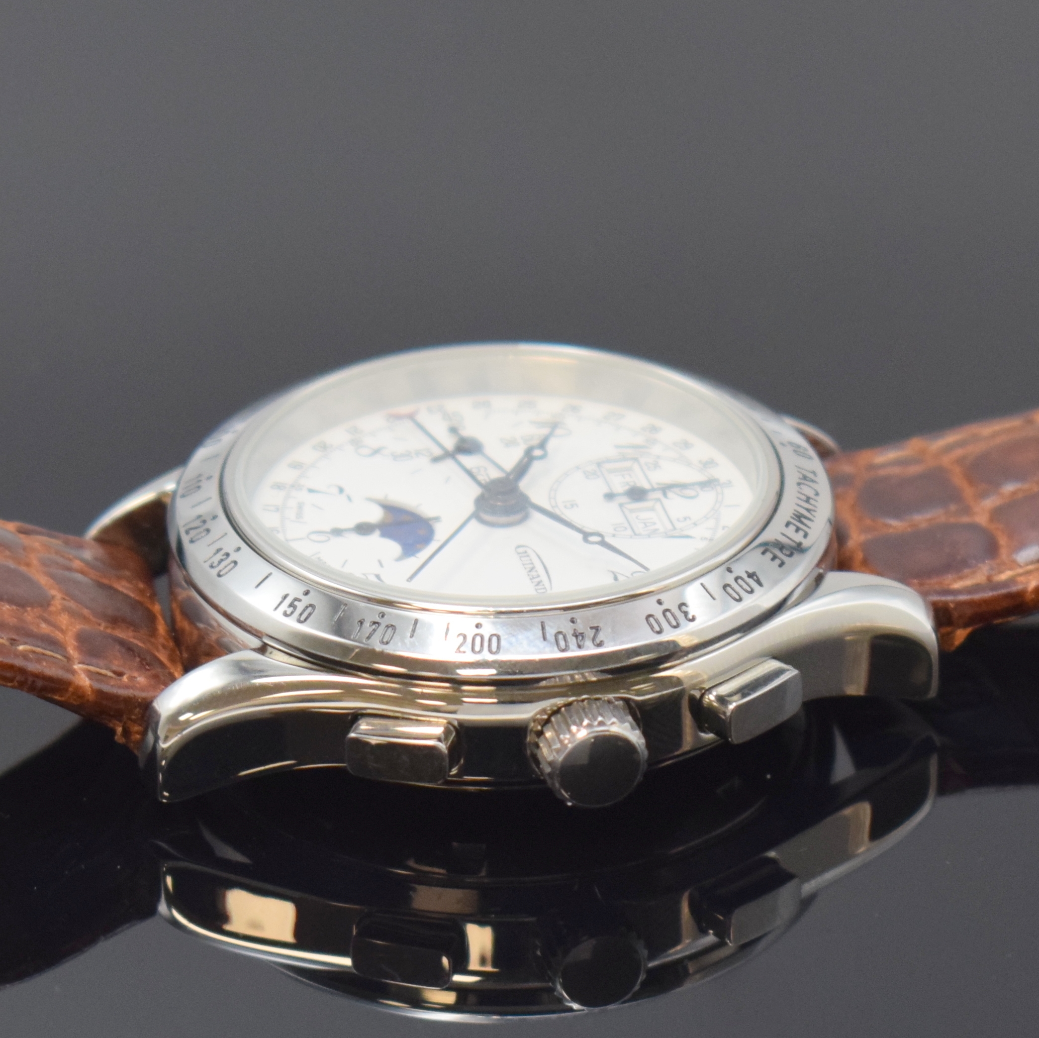 Detail b: GUINAND nahezu neuwertiger Armbandchronograph, Schweiz um 2005, Automatik, Edelstahlgeh., Boden u. Krone verschr., Lün. m. grav. Tachymeterskala, ...