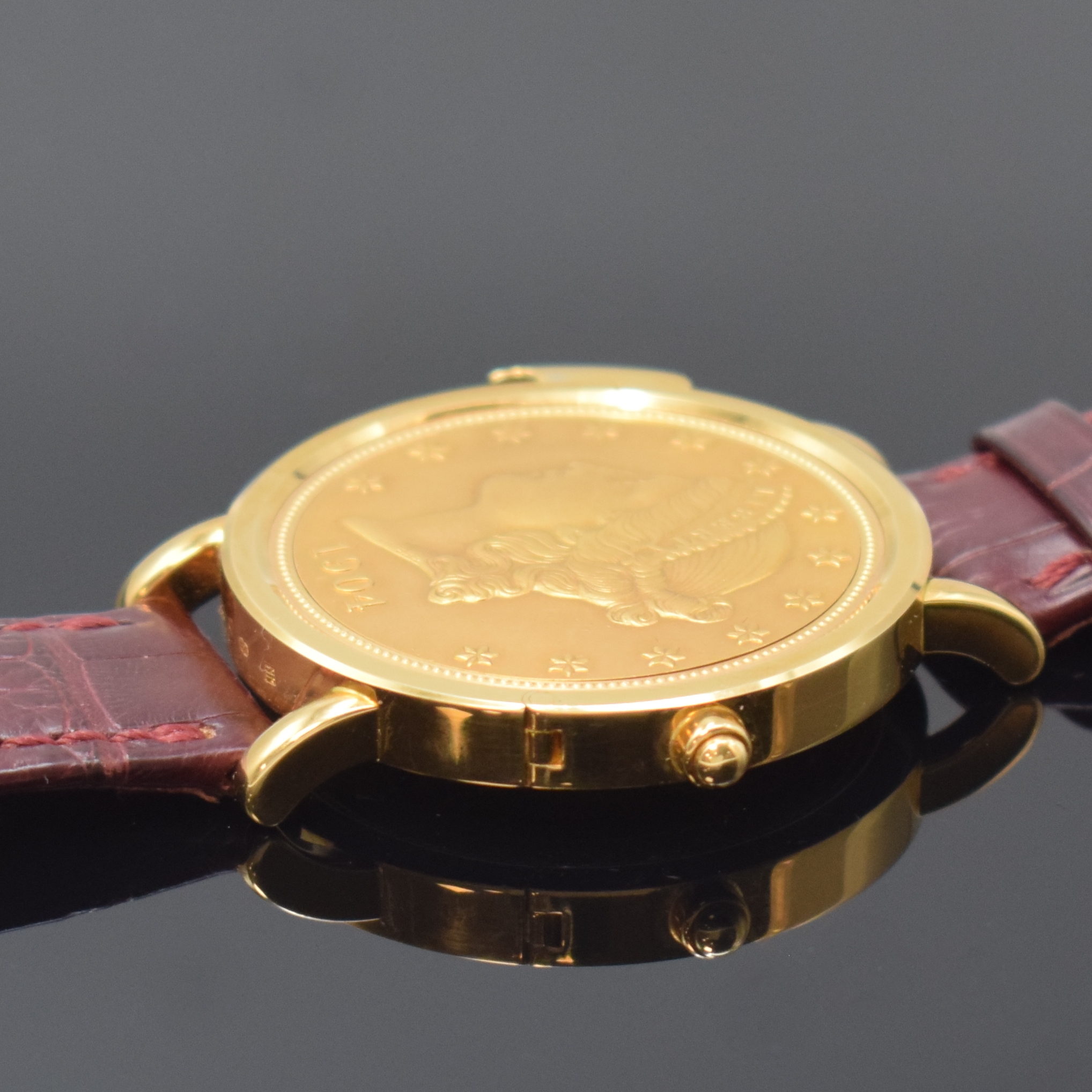 Detail f: KURT SCHAFFO seltene Twenty Dollars Münzarmband-/Taschenuhr mit skelettiertem Werk, Schweiz um 1995, Handaufzug, Geh. in GG 750/000, Lederband m. ...