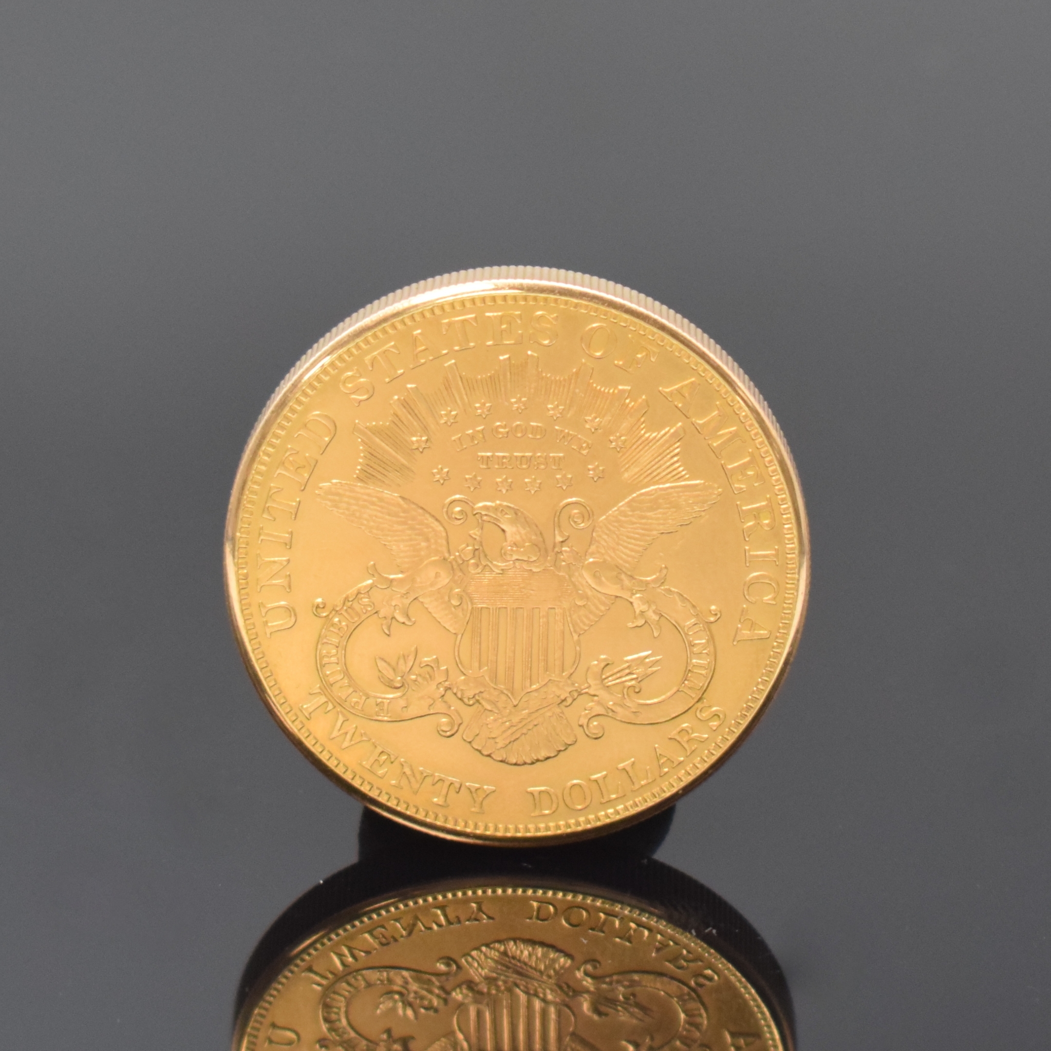 Detail i: KURT SCHAFFO seltene Twenty Dollars Münzarmband-/Taschenuhr mit skelettiertem Werk, Schweiz um 1995, Handaufzug, Geh. in GG 750/000, Lederband m. ...