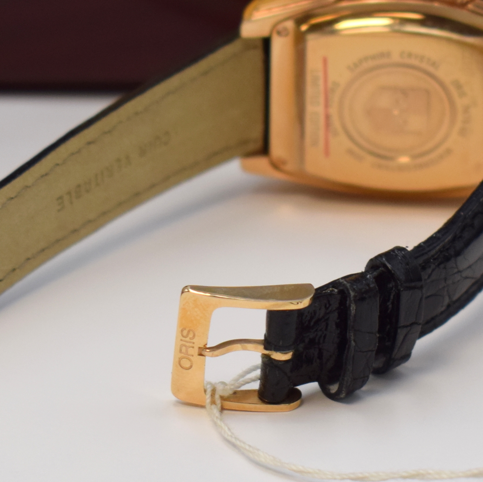 Detail b: ORIS nahezu neuwertiger, auf 250 Stück limitierter Armbandwecker Referenz 7479-60 in RG 750/000, Schweiz um 1996, Handaufzug, tonneauförm. Geh. ...