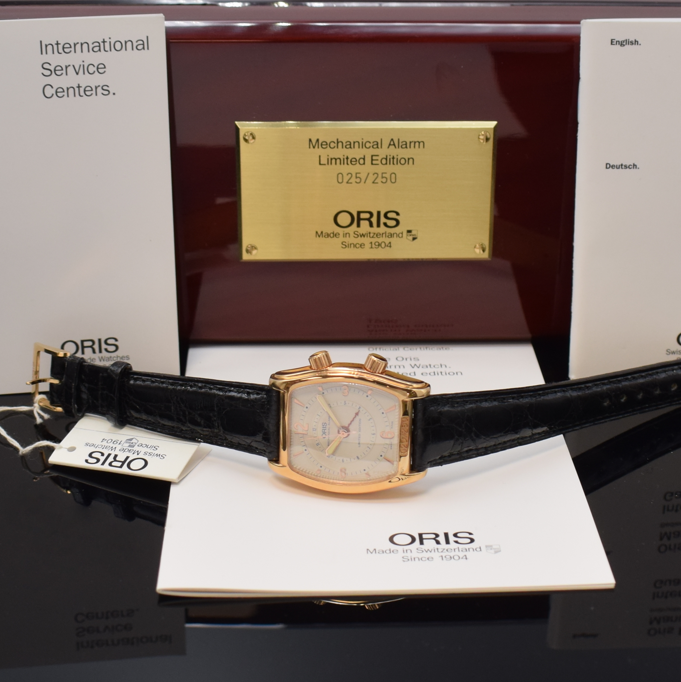 Detail f: ORIS nahezu neuwertiger, auf 250 Stück limitierter Armbandwecker Referenz 7479-60 in RG 750/000, Schweiz um 1996, Handaufzug, tonneauförm. Geh. ...