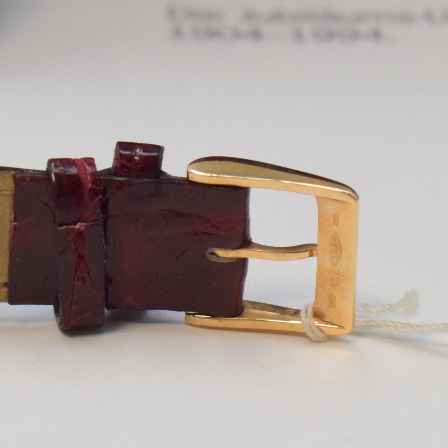 Detail b: ORIS nahezu neuwertige auf 90 Stück limitierte Armbanduhr mit Mondphase und Datum in RG 750/000, Schweiz um 1994, Automatik, rechteckiges Geh. m. ...