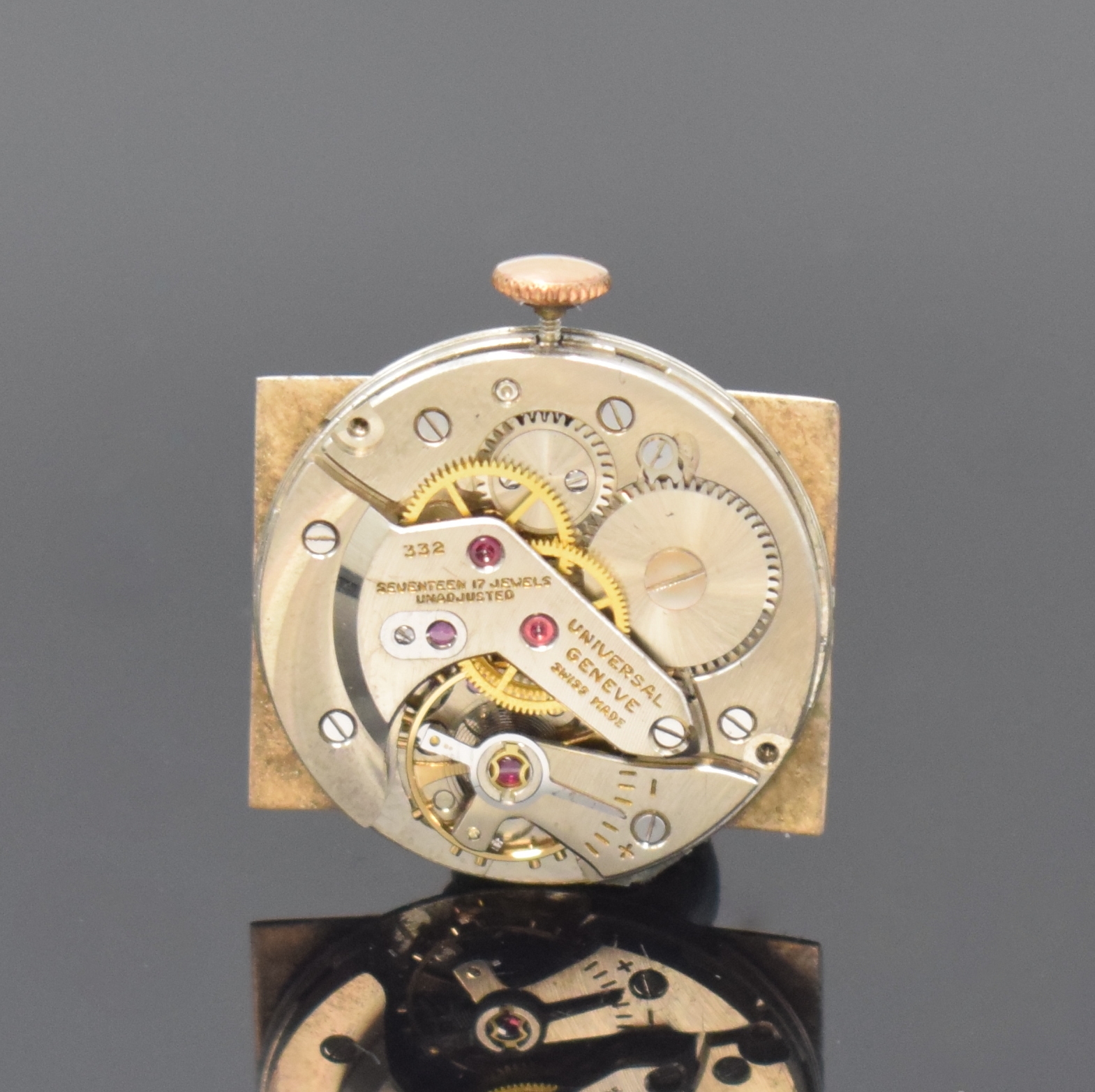 Detail f: UNIVERSAL GENEVE ausgefallene Armbanduhr in RoseG 750/000, Schweiz um 1950, Handaufzug, 2-tlg. Geh., Boden aufgedr., facettierte Lünette, silb. ...